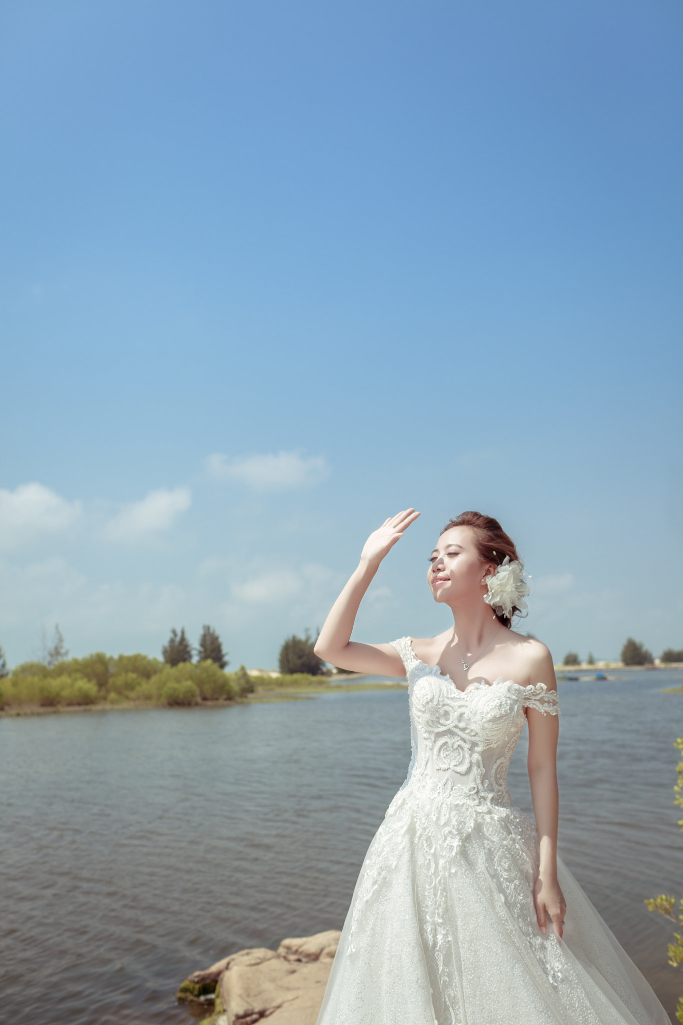Canon EF 35mm F1.4L USM sample photo. Edit photography