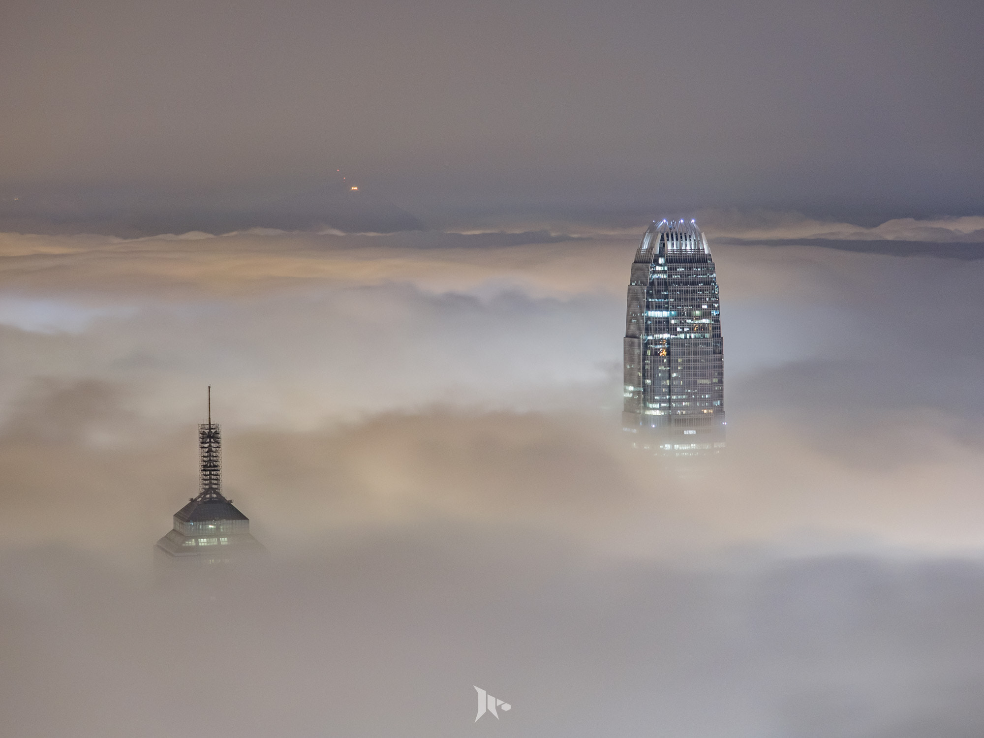Olympus M.Zuiko Digital ED 40-150mm F2.8 Pro sample photo. Hong kong - sea of cloud photography