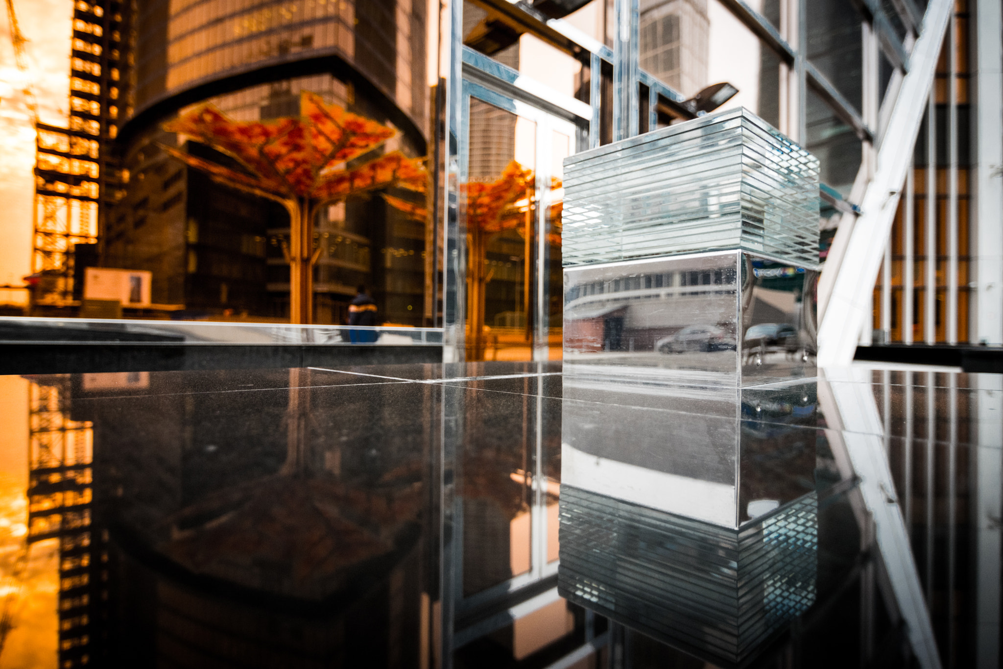 Tokina AT-X Pro 12-24mm F4 (IF) DX sample photo. Light reflection photography