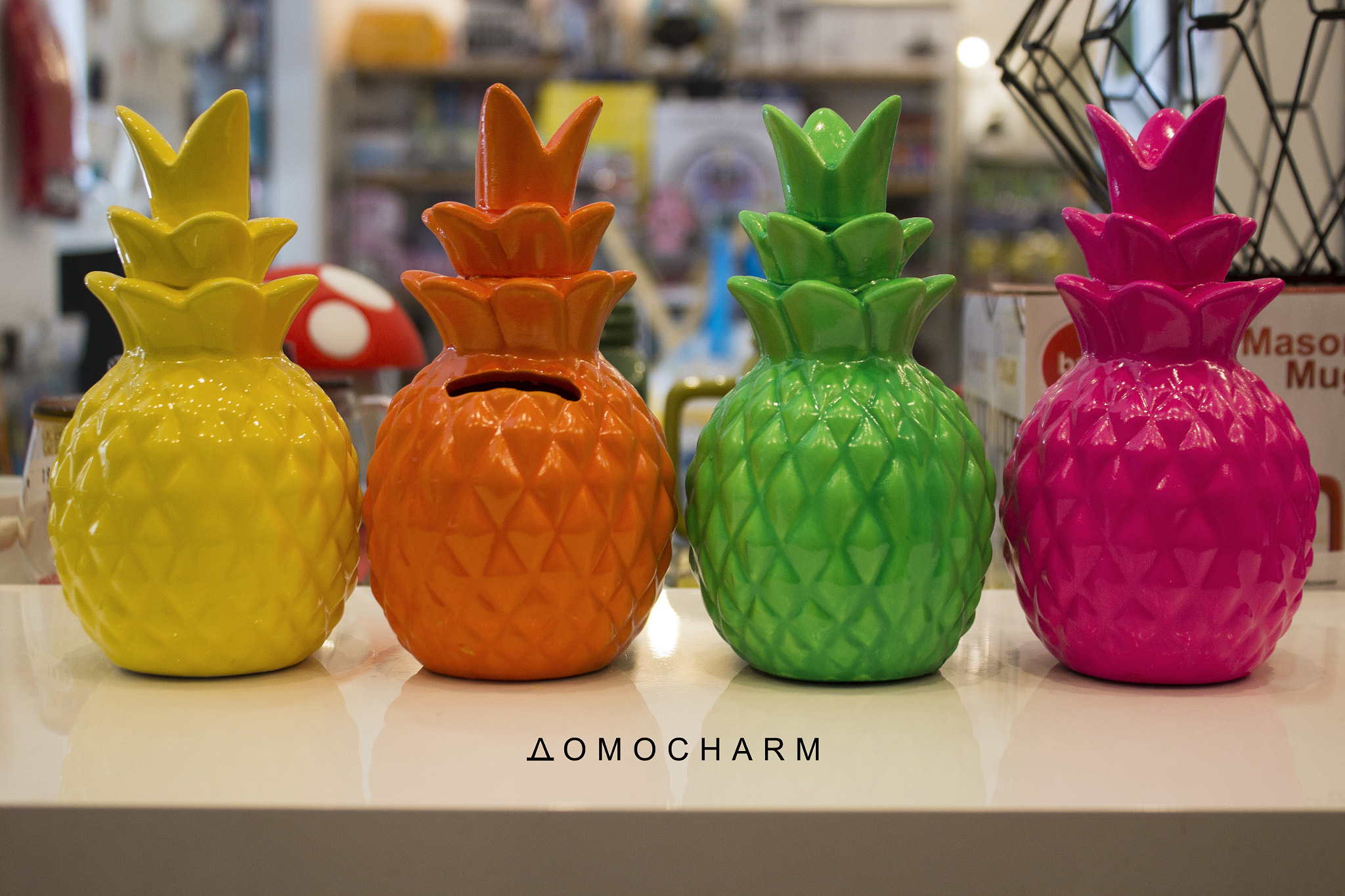 Canon EF-S 18-55mm F3.5-5.6 IS sample photo. Pineapples for money photography