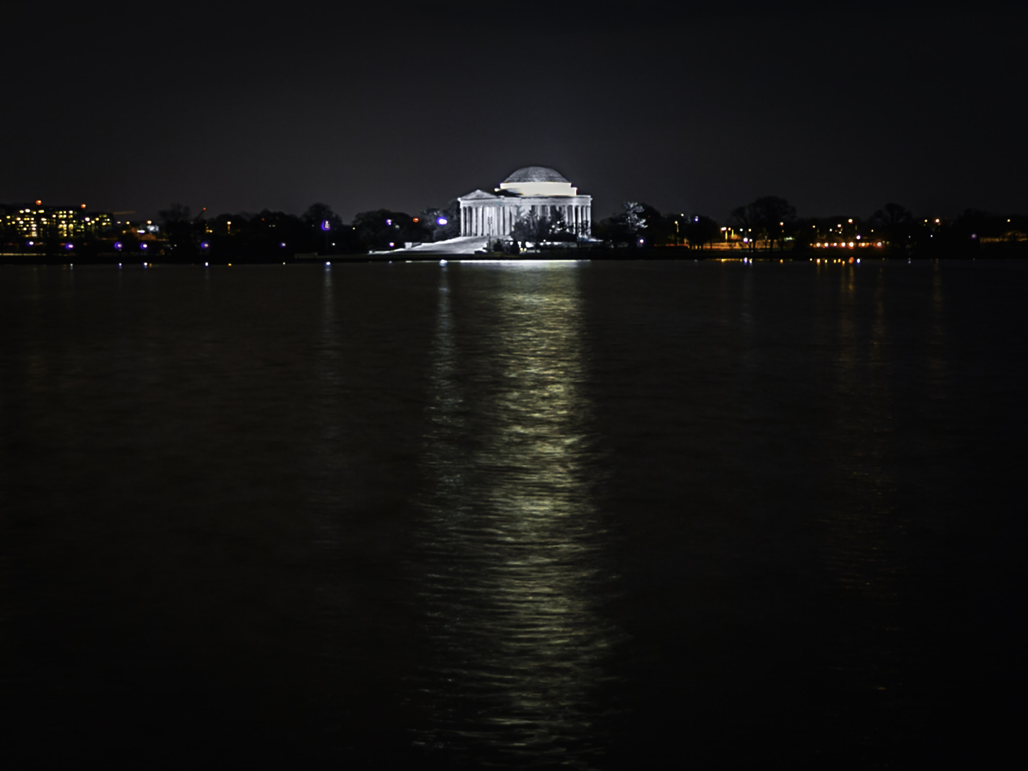 Sigma 24-70mm F2.8 EX DG Macro sample photo. The jefferson photography
