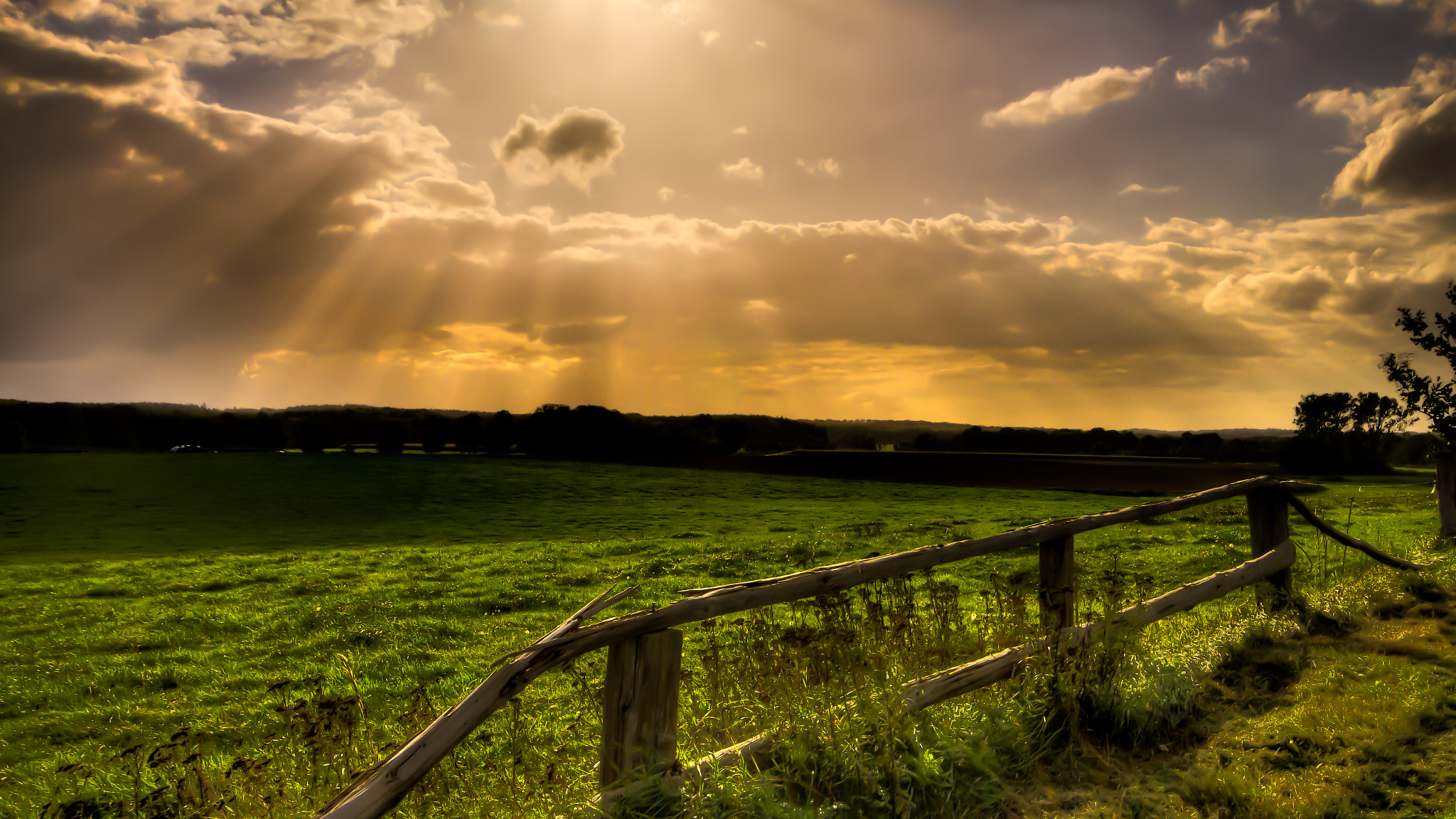 Canon EOS 7D + Sigma 10-20mm F4-5.6 EX DC HSM sample photo. Heavenly place photography