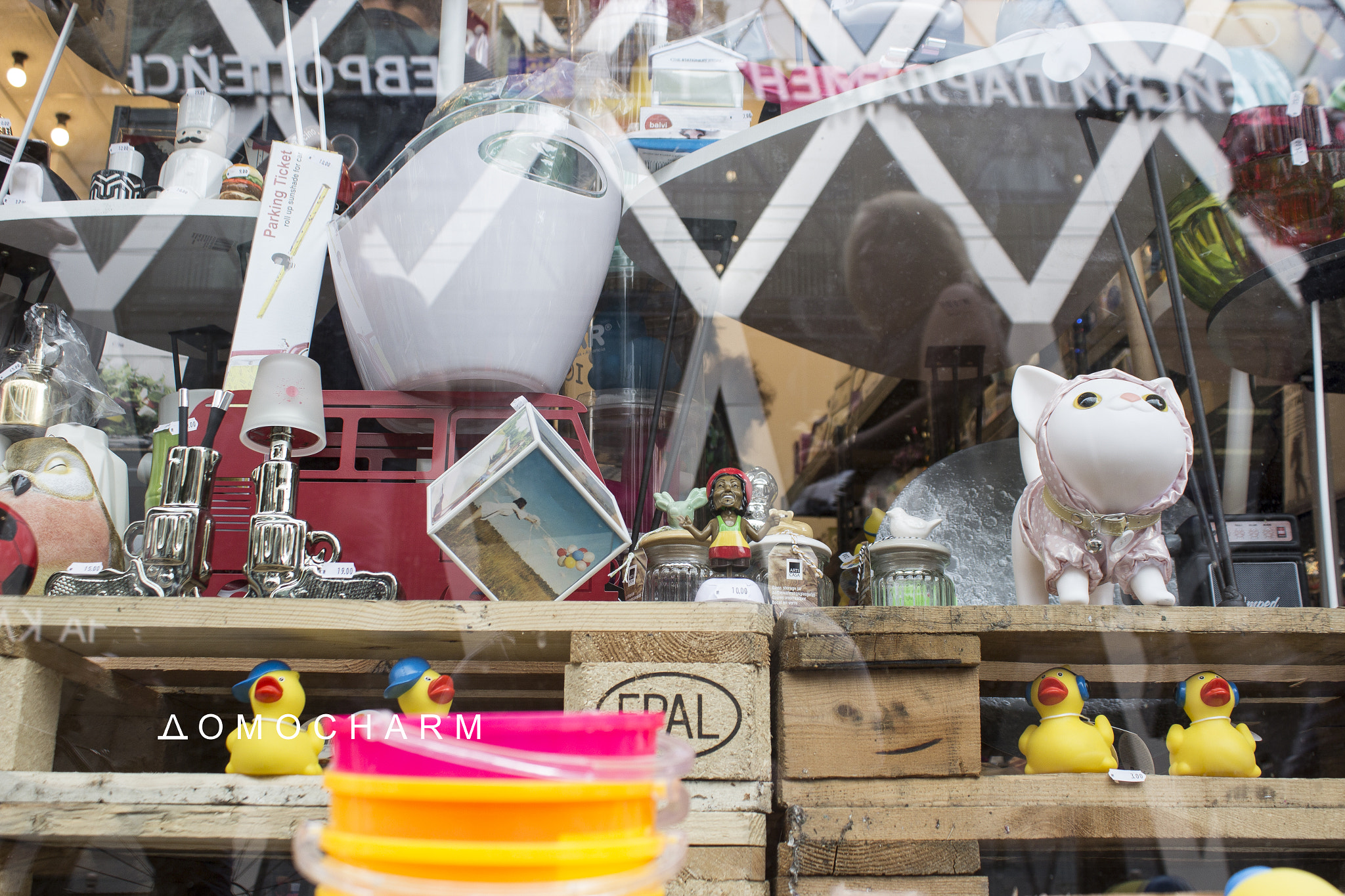 Canon EF-S 18-55mm F3.5-5.6 IS sample photo. One of our stores photography