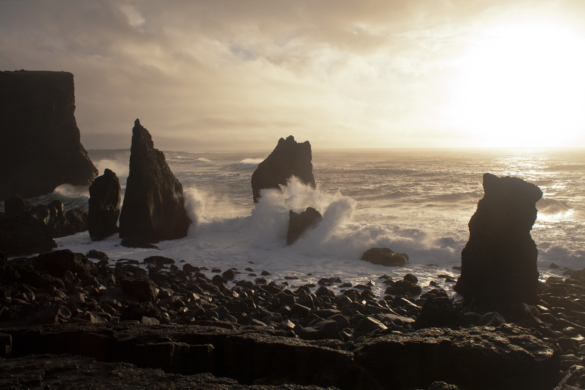 Canon EOS 5D Mark II + Canon EF 28-80mm f/3.5-5.6 USM IV sample photo. Sunset at valahnukur photography