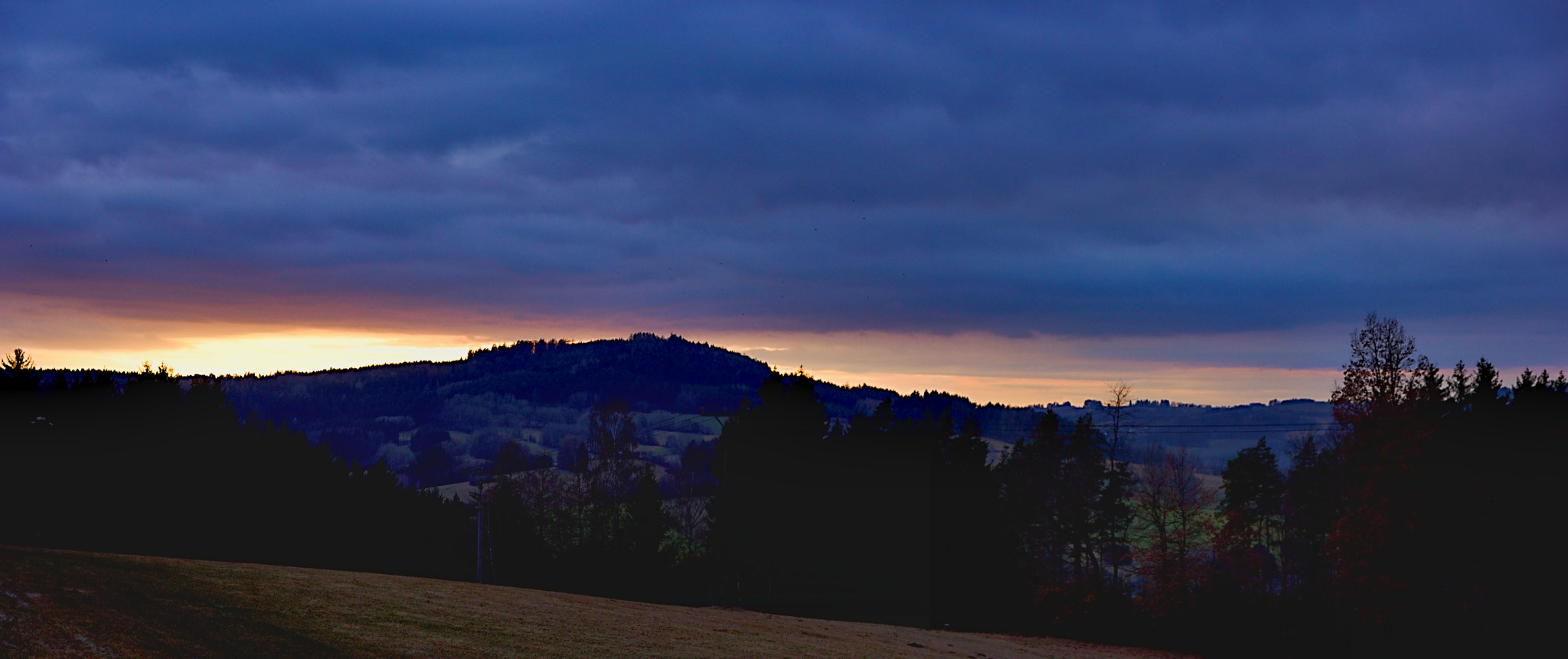 Canon EOS 600D (Rebel EOS T3i / EOS Kiss X5) sample photo. Panorama the end of the day peřimov photography