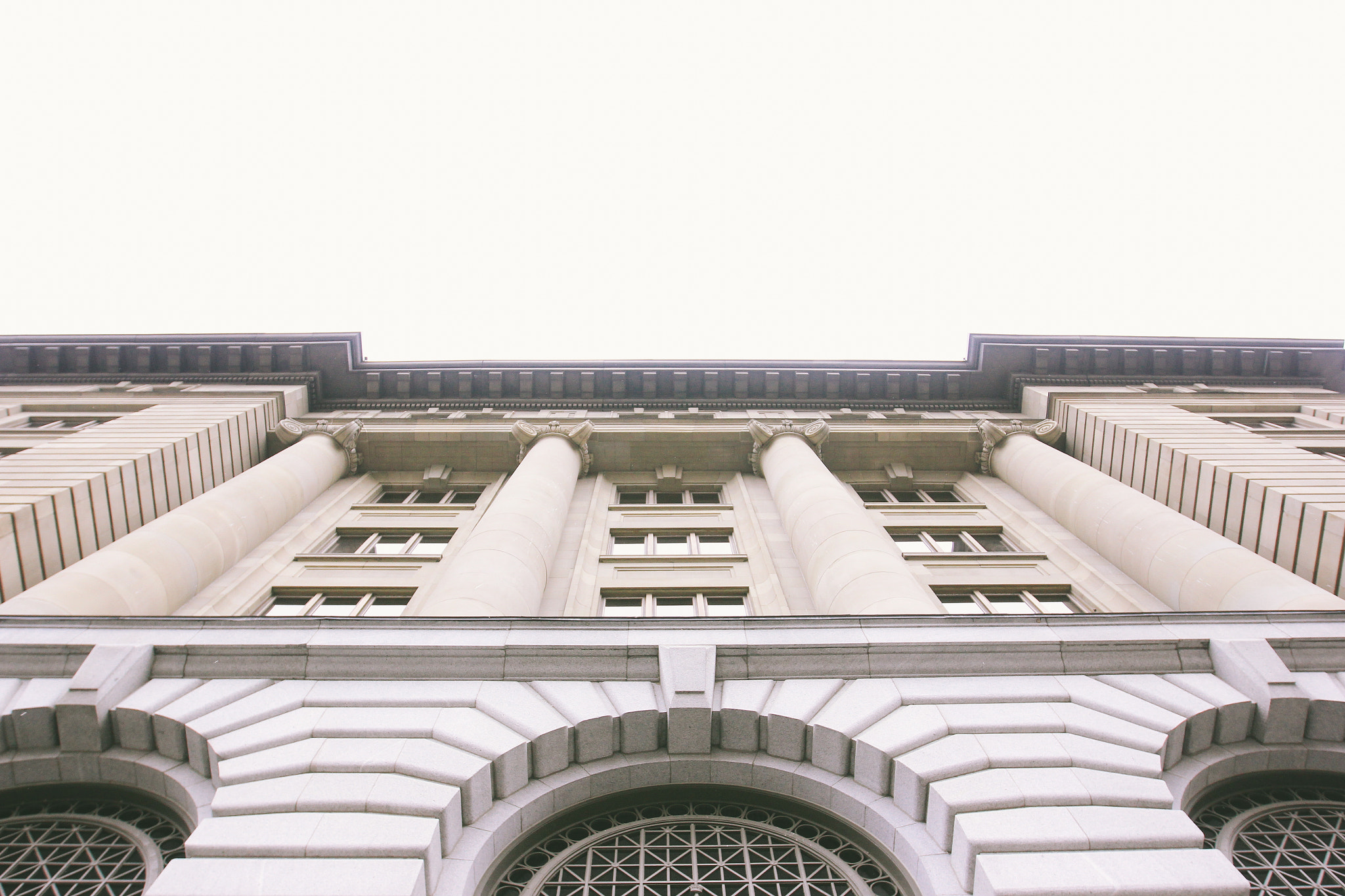 Canon EF 16-35mm F2.8L II USM sample photo. Gaze up photography