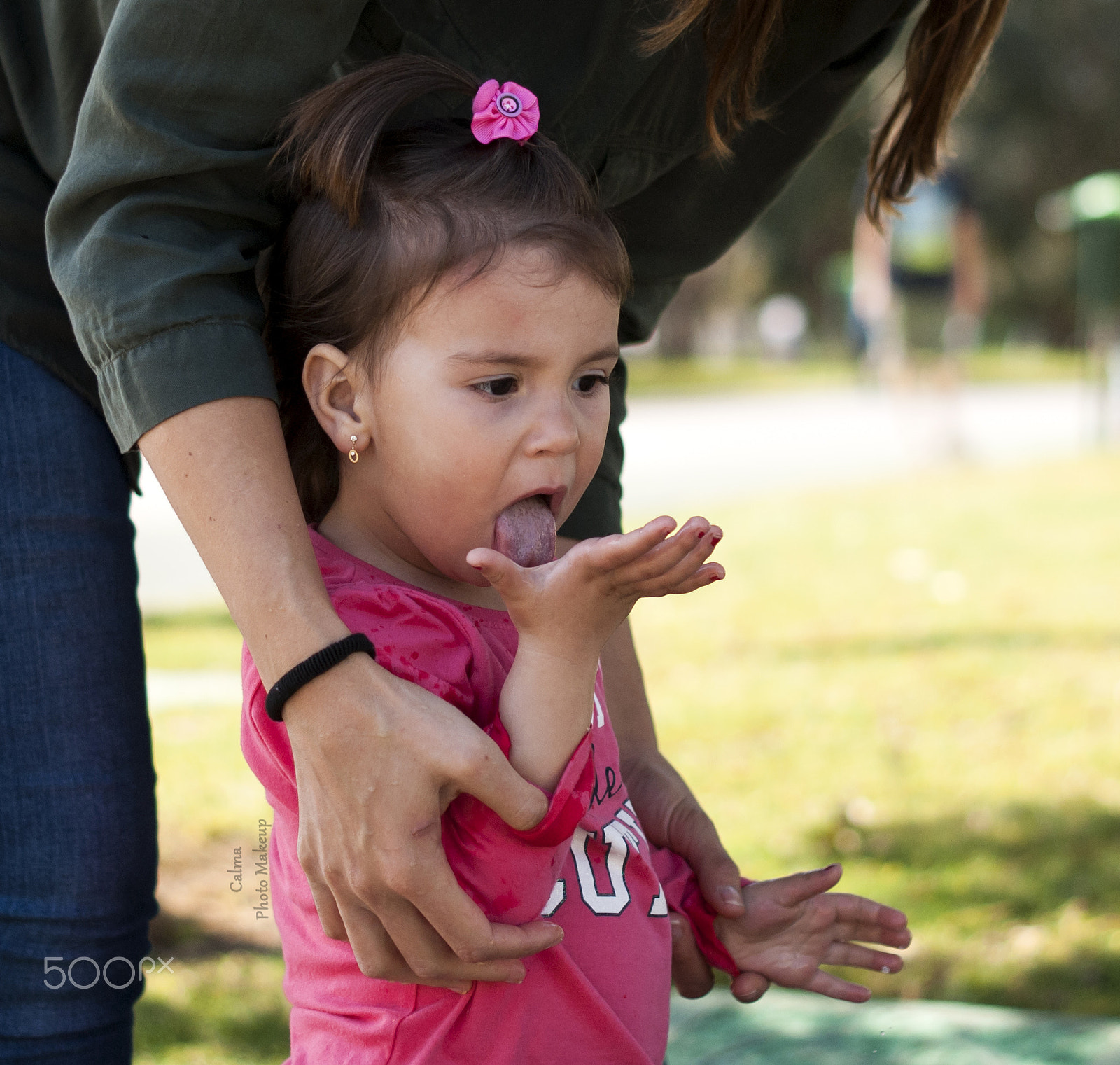 Sony Alpha DSLR-A230 sample photo. Triana in the park photography