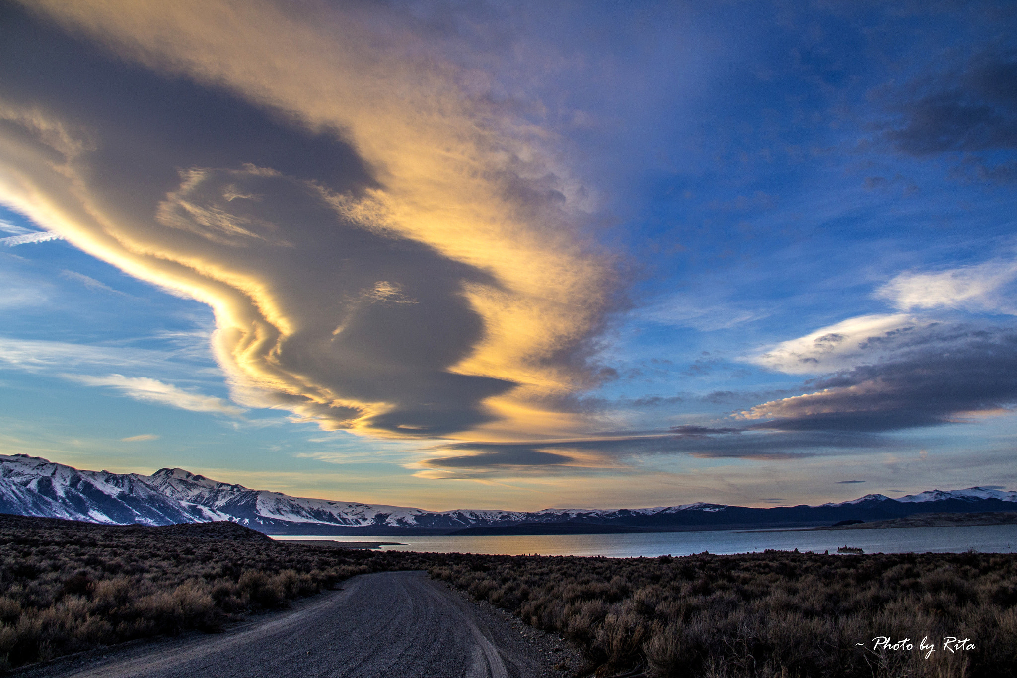Canon EF-S 18-200mm F3.5-5.6 IS sample photo. What a art in the sky @ mono lake, ca photography