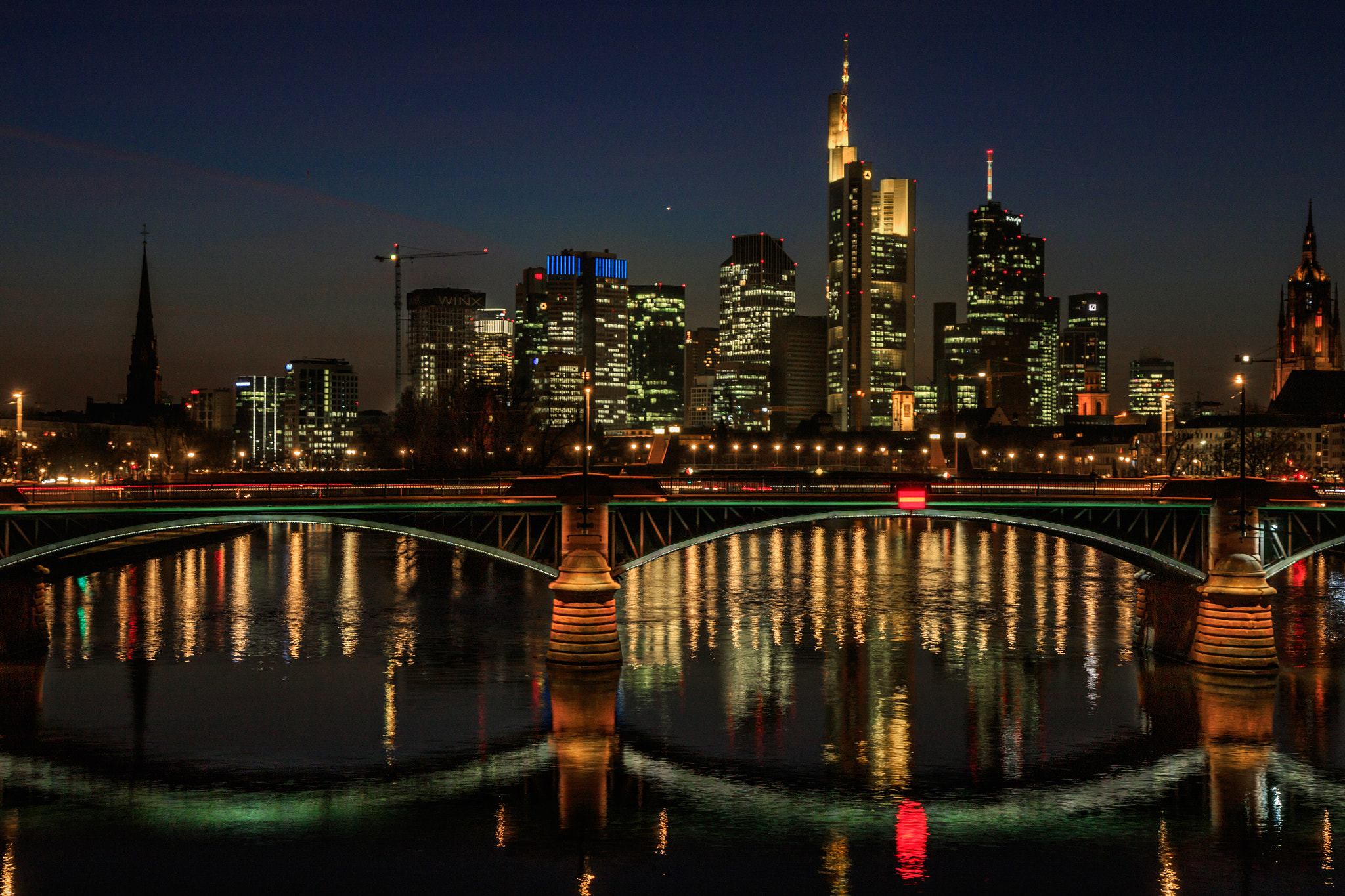 Canon EF-S 17-55mm F2.8 IS USM sample photo. Frankfurt skyline at the end of blue hour photography