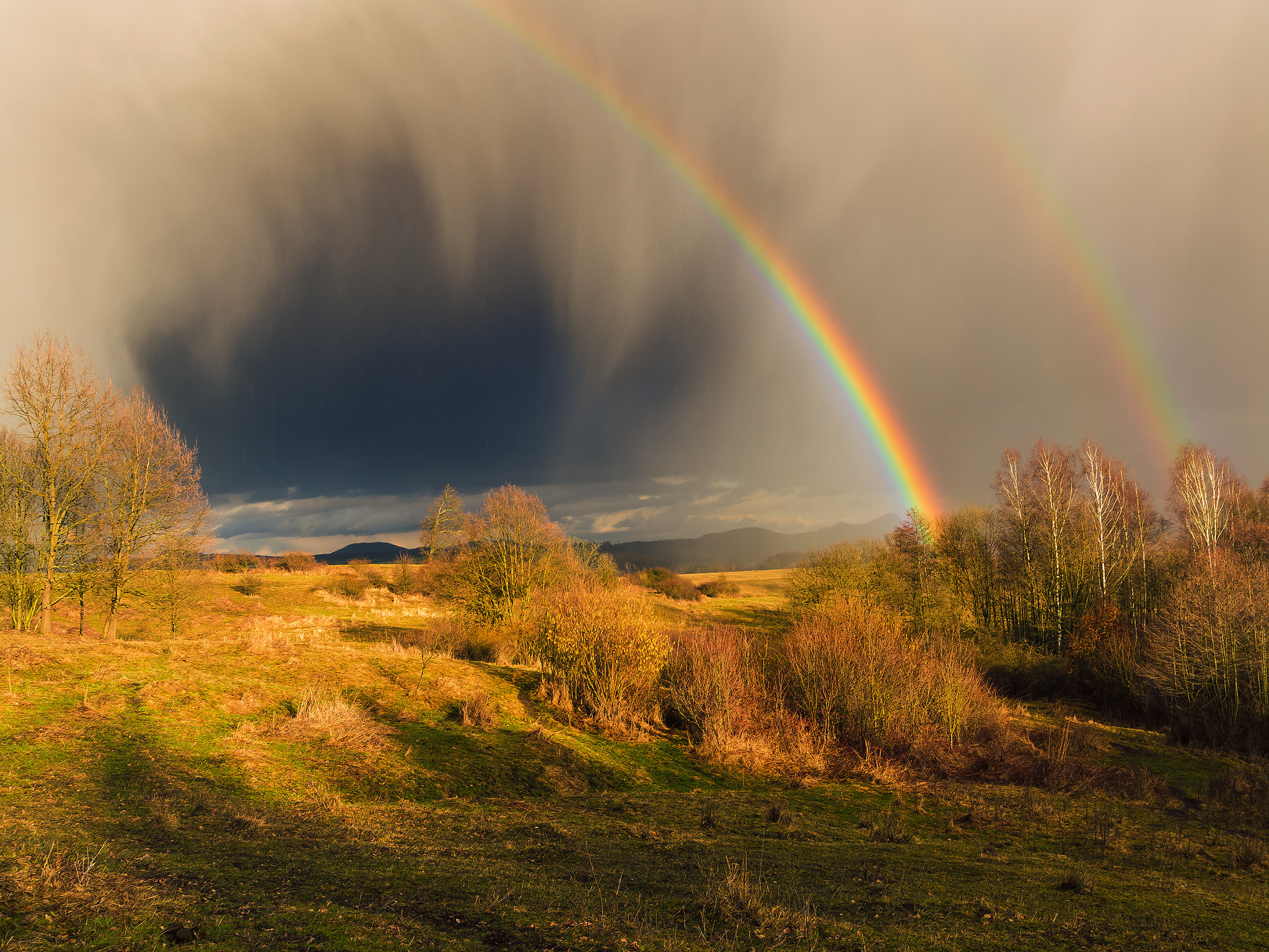 Olympus Zuiko Digital ED 9-18mm F4.0-5.6 sample photo. Two rainbows photography