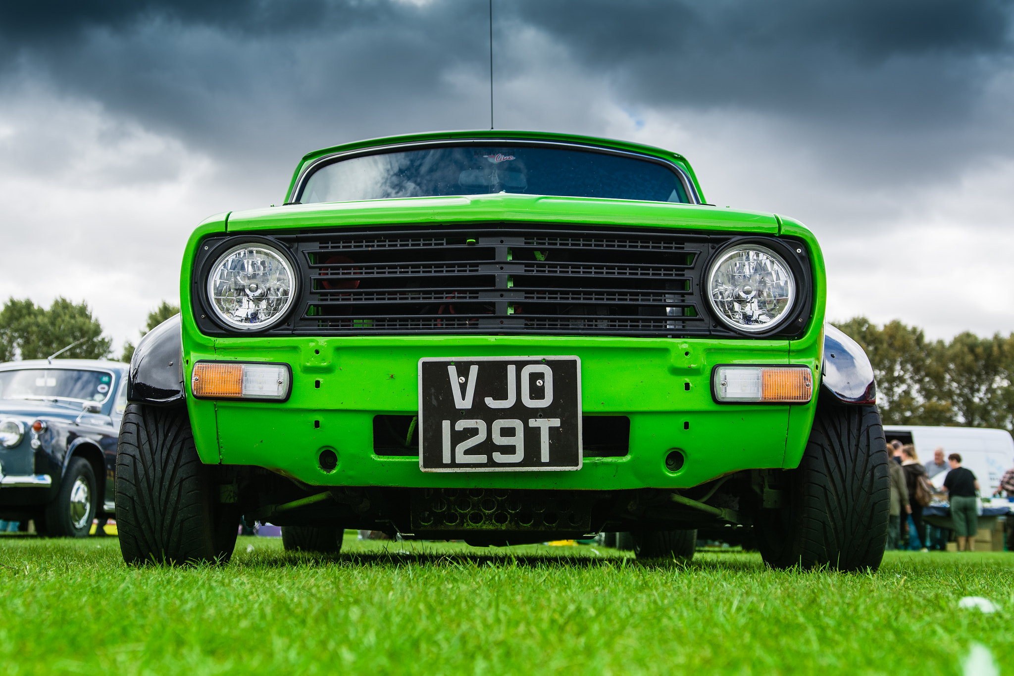 Nikon D7100 + Sigma 18-35mm F1.8 DC HSM Art sample photo. Classic car show photography