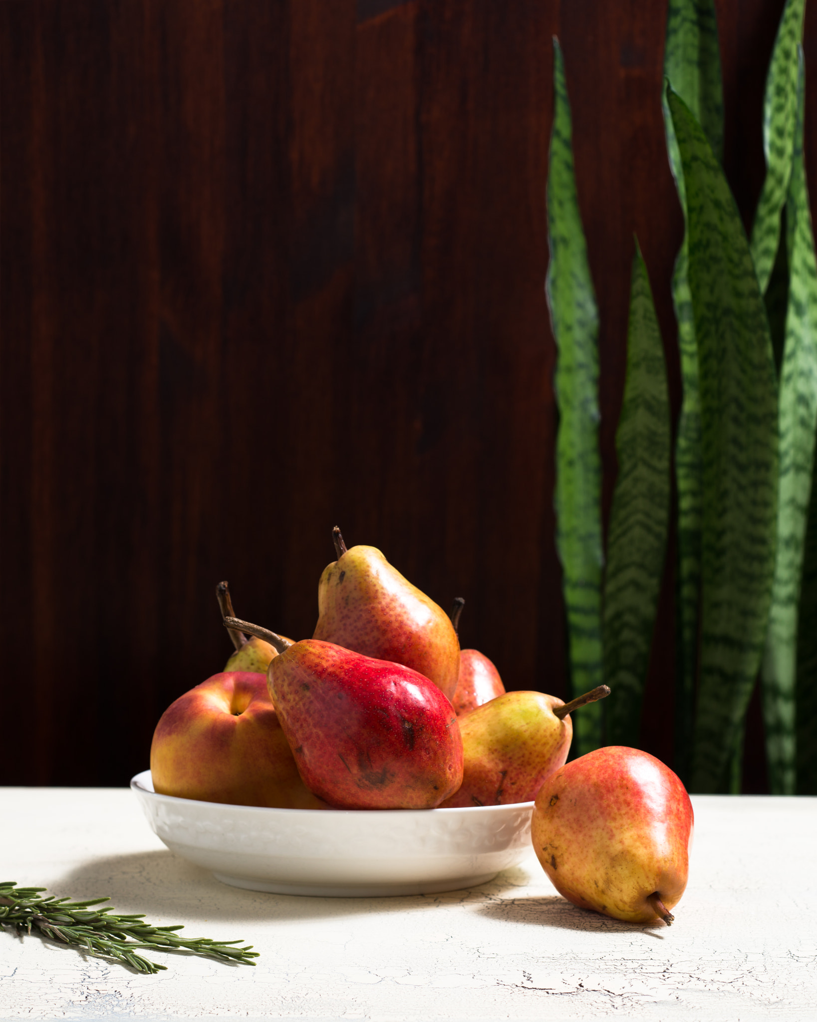 Nikon PC-E Micro-Nikkor 85mm F2.8D Tilt-Shift sample photo. Pears on rustic table photography