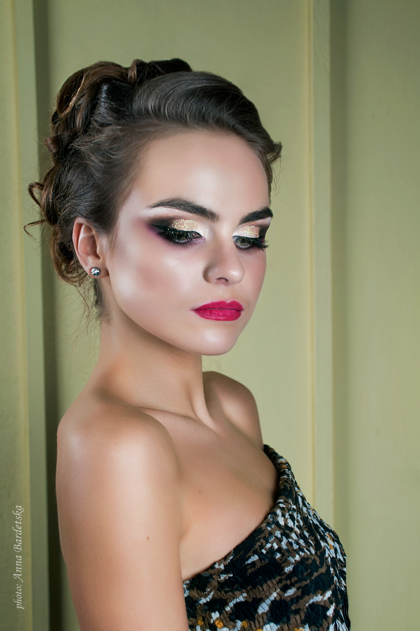 Nikon D300 sample photo. Cat's eyes photography