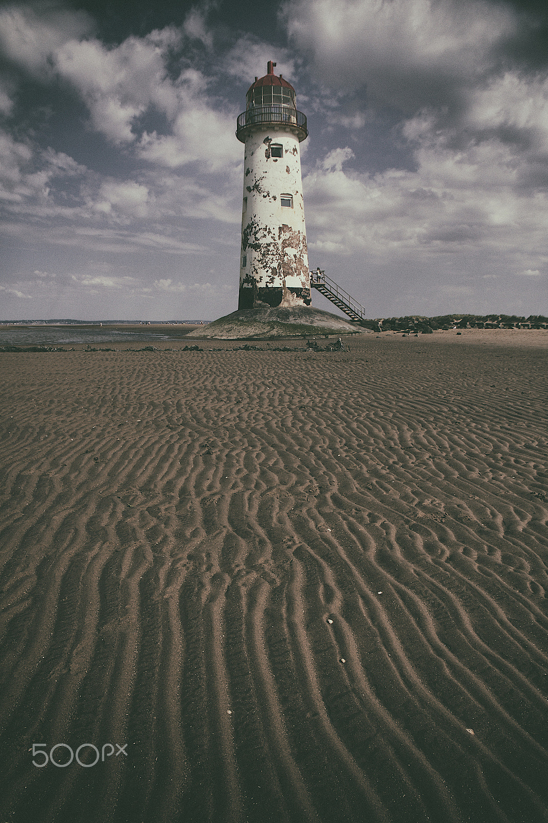 Canon EOS 60D sample photo. Talacre lighthouse photography