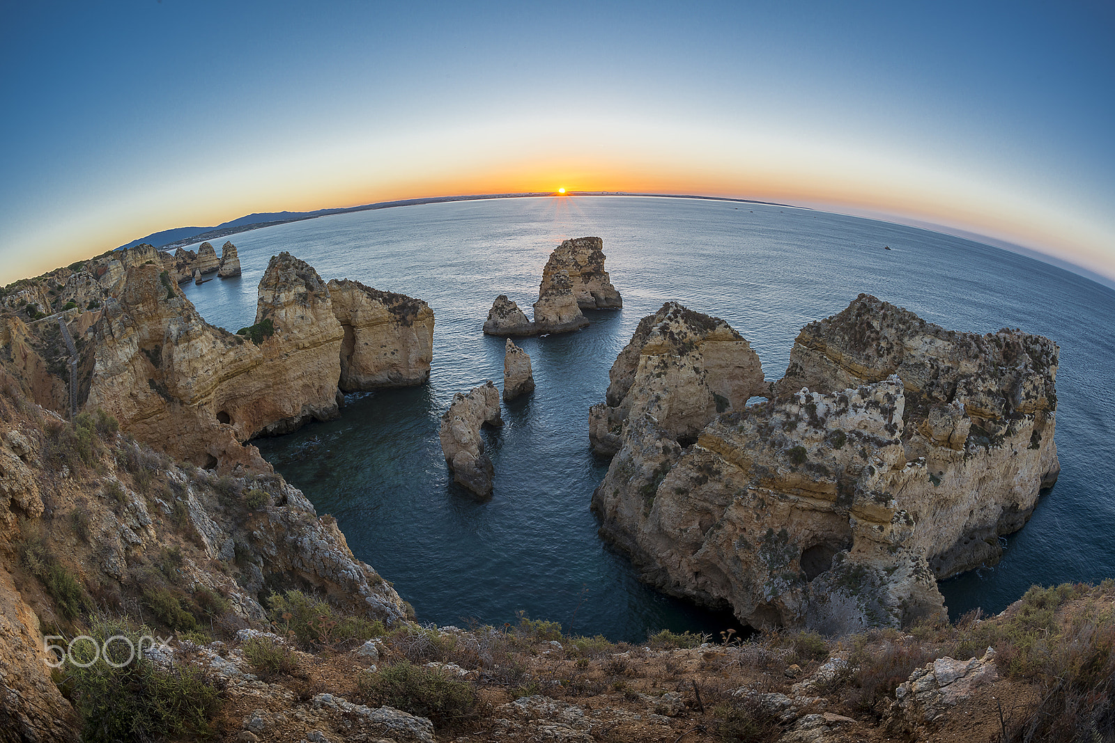 Nikon D800 + Nikon AF Fisheye-Nikkor 16mm F2.8D sample photo. Sunrise from ponta da piedade photography