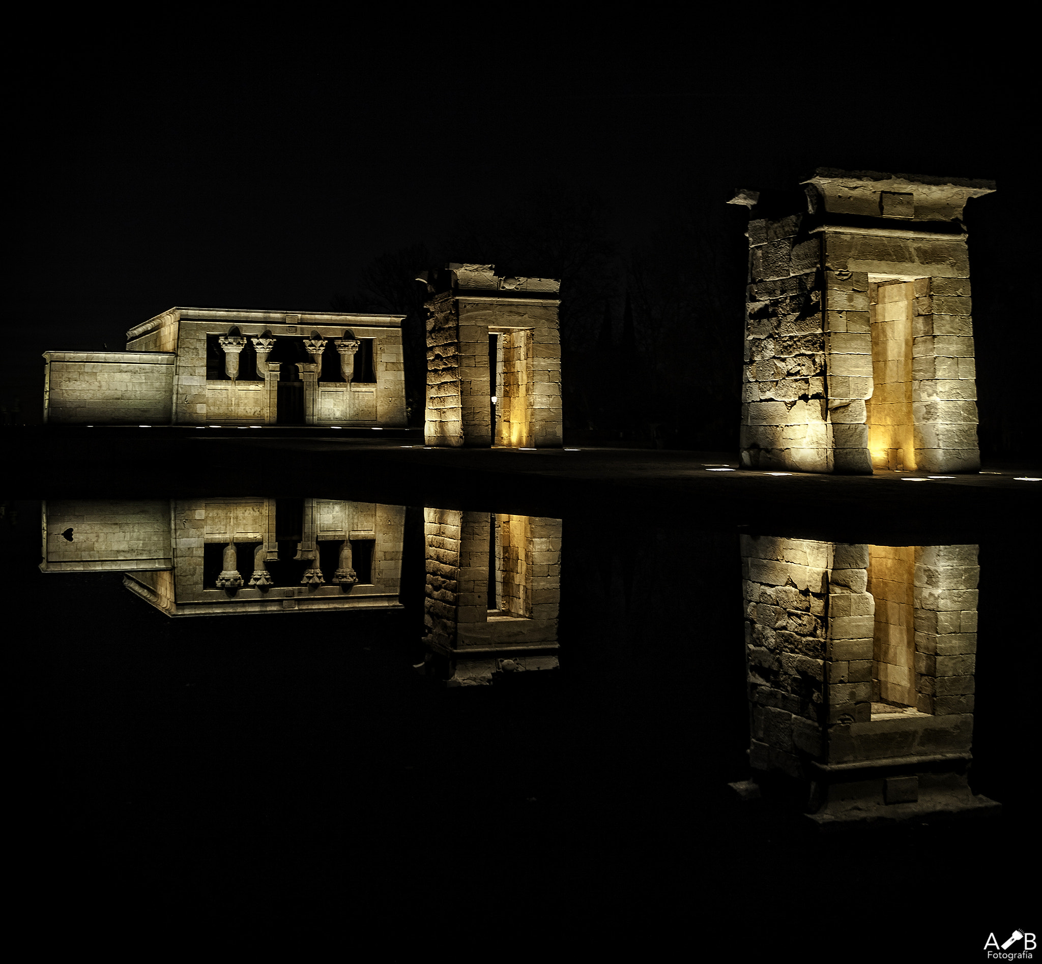 Canon EF-S 10-22mm F3.5-4.5 USM sample photo. Templo de debod. photography