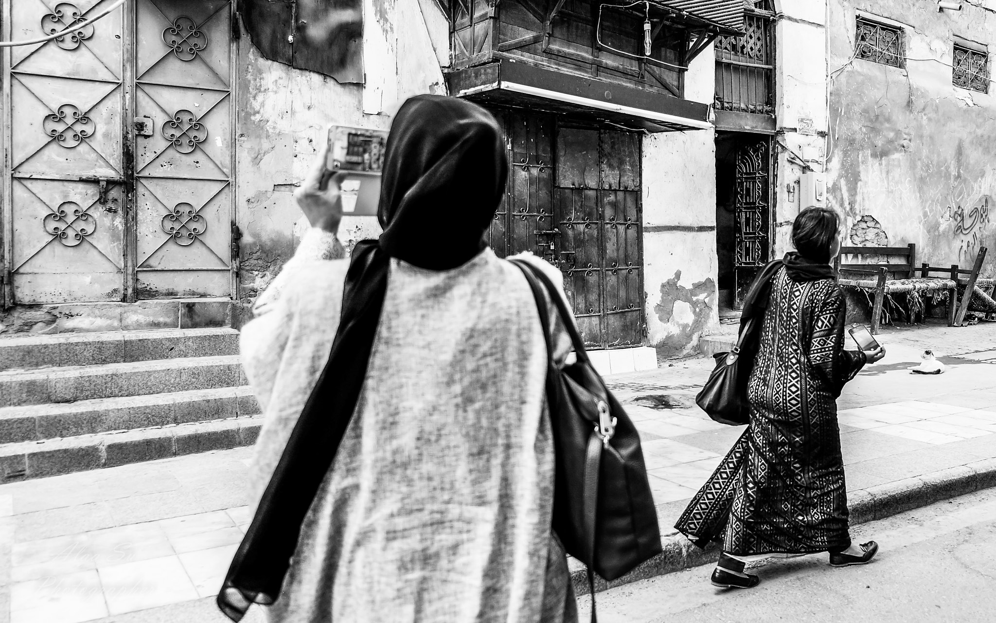 Fujifilm X-E1 + Fujifilm XF 18-55mm F2.8-4 R LM OIS sample photo. Street photography