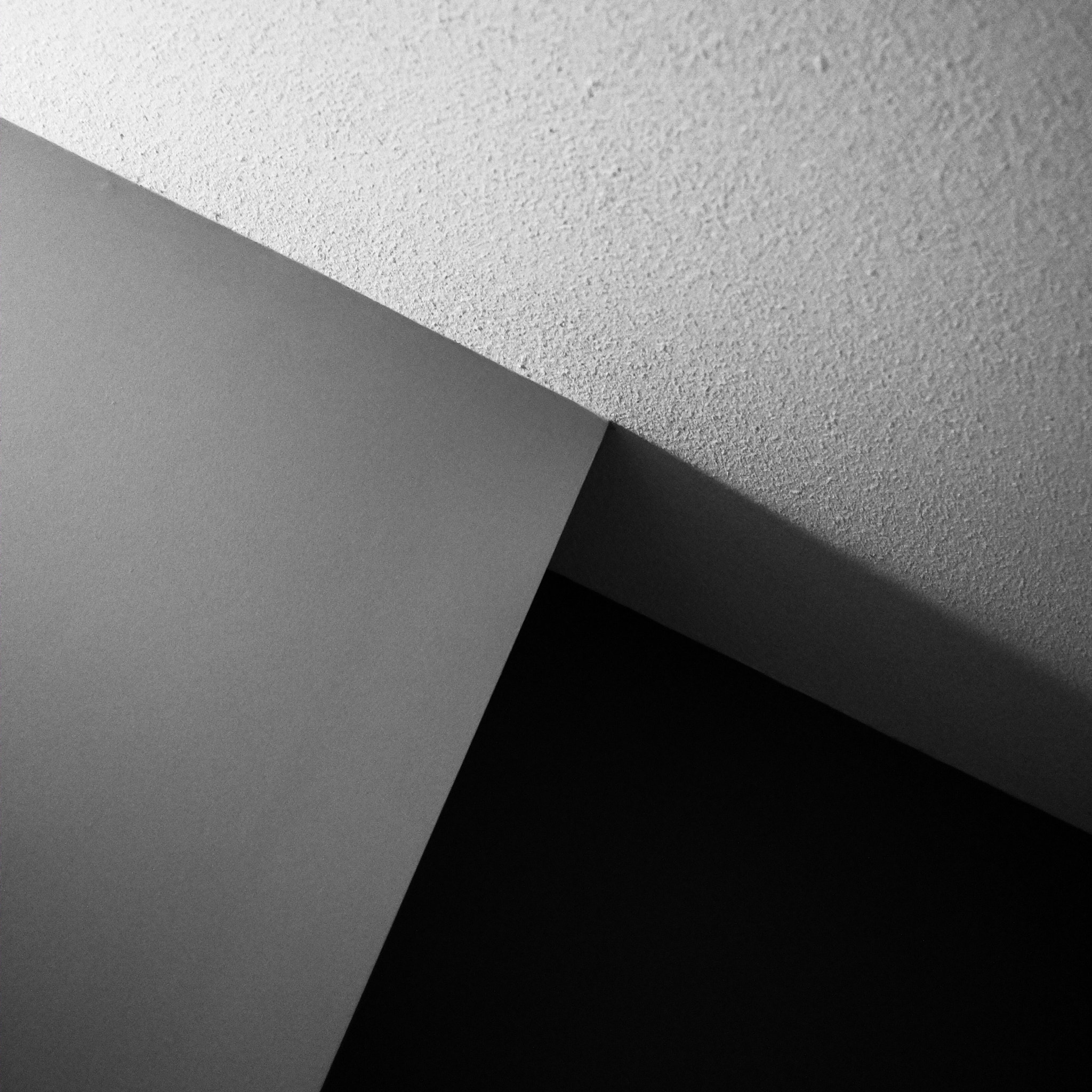 Fujifilm X-E1 sample photo. Wall & ceiling photography