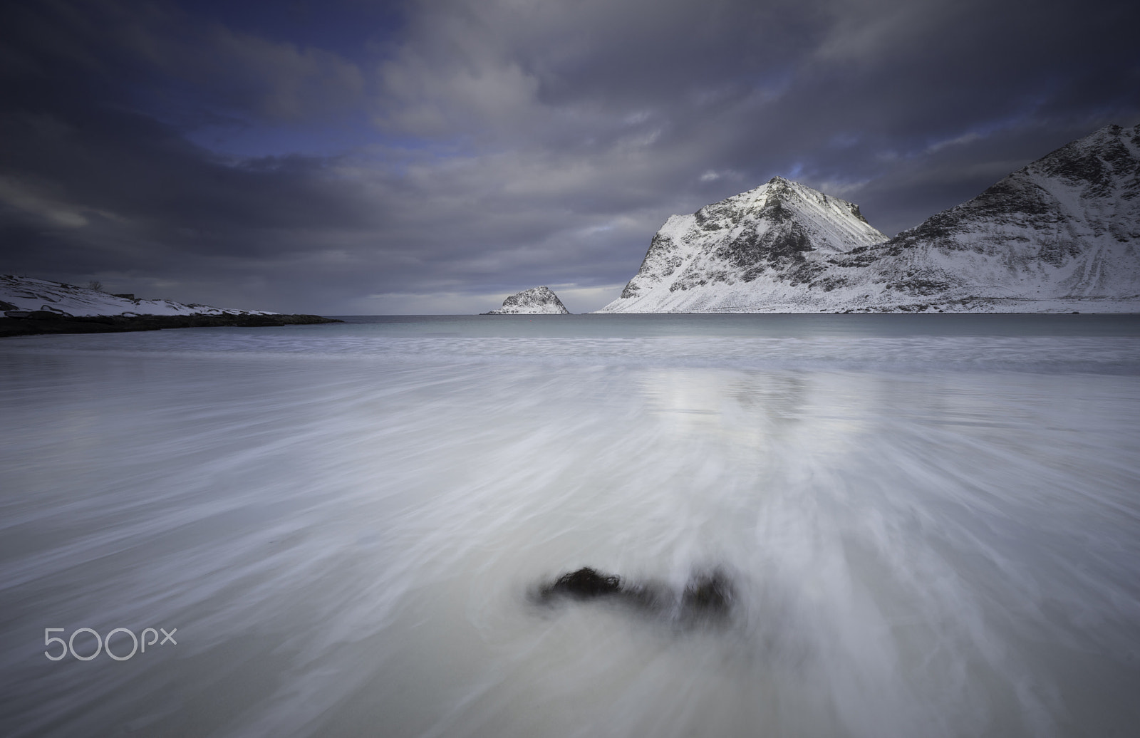 Sony a7R + Sony Vario-Tessar T* FE 16-35mm F4 ZA OSS sample photo. Frozen memorie of the past photography