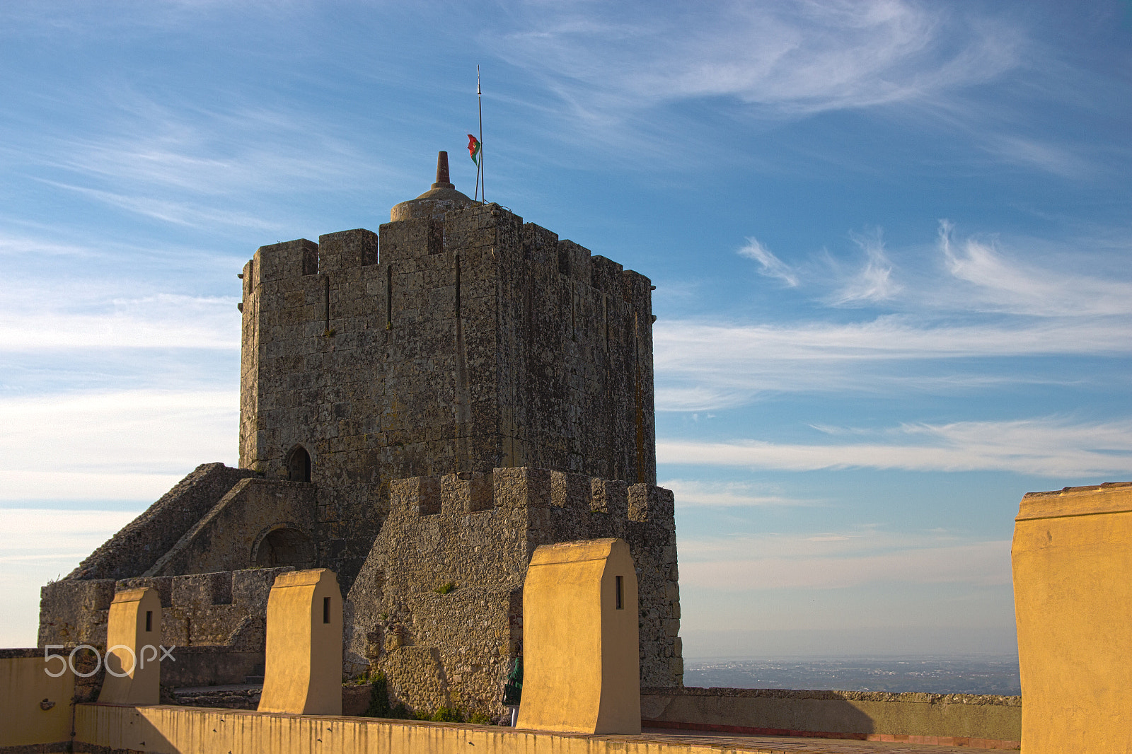 Canon EF-S 17-55mm F2.8 IS USM sample photo. Lookout tower photography