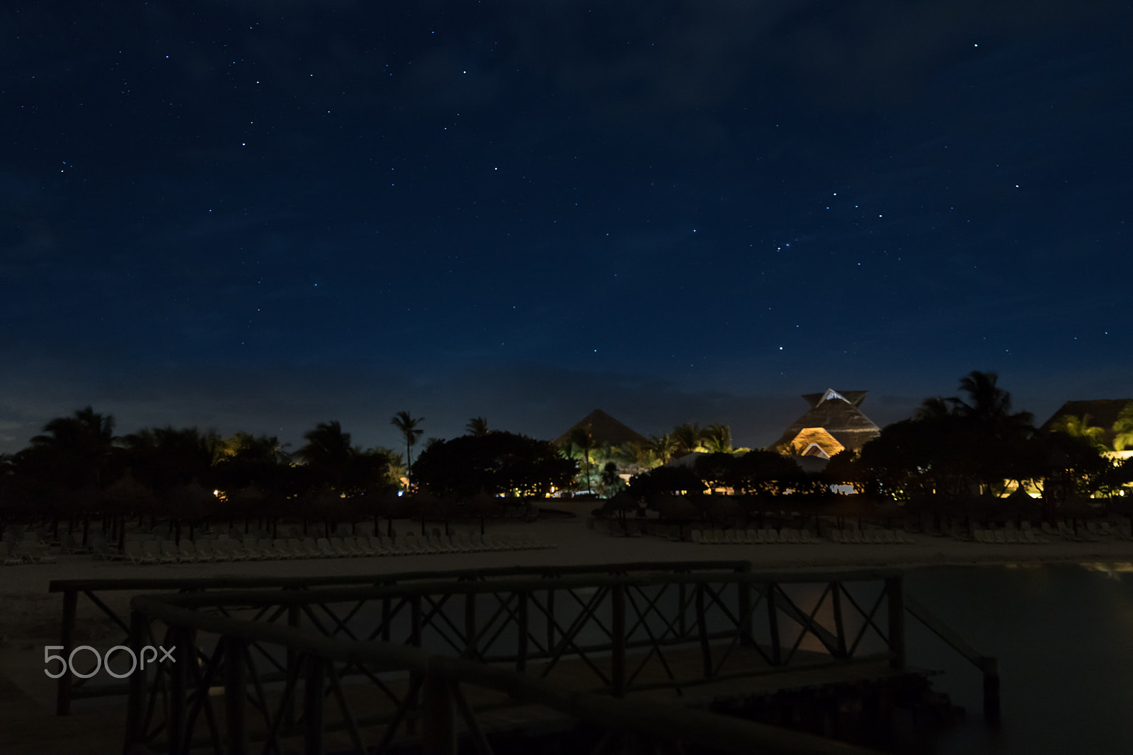 Canon EOS 760D (EOS Rebel T6s / EOS 8000D) sample photo. Hotel night in riviera maya photography