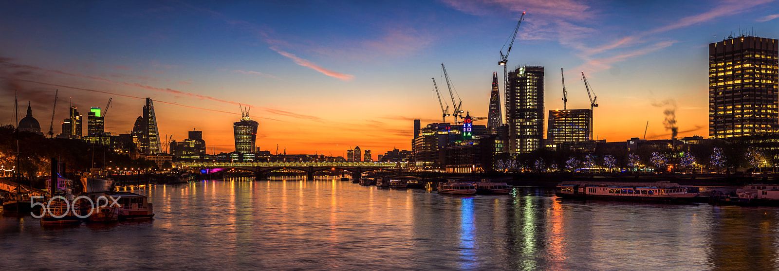 Sony SLT-A77 sample photo. Thames panorama photography