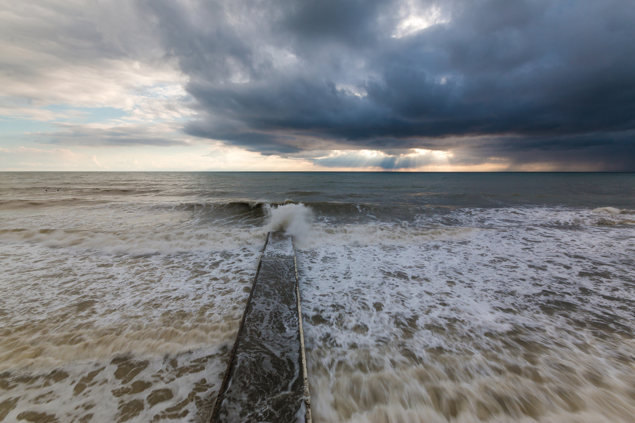 Canon EOS 70D + Sigma 10-20mm F4-5.6 EX DC HSM sample photo. The end of surfing day photography