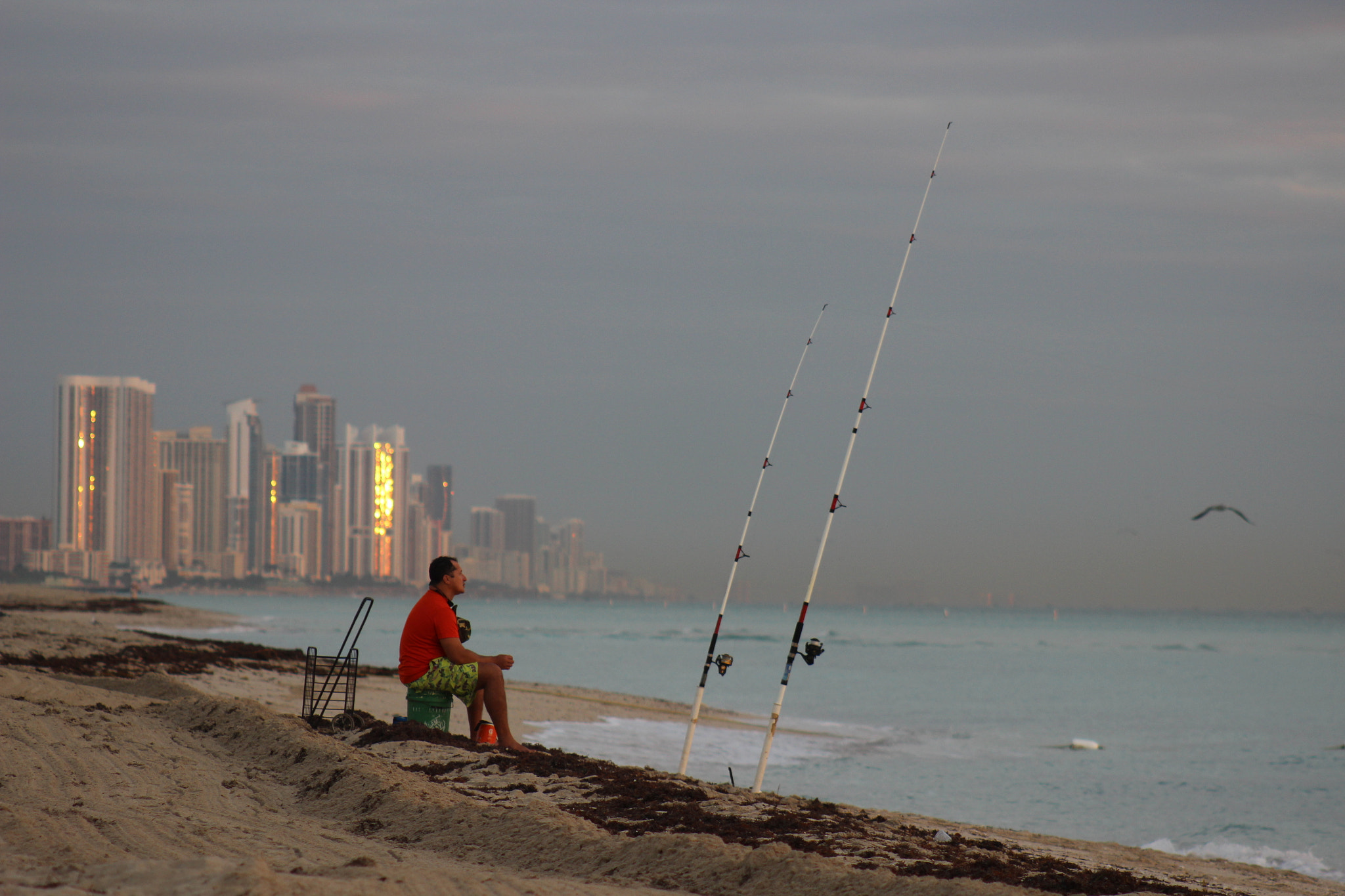 Canon EF 75-300mm f/4-5.6 USM sample photo. Morning fishing photography
