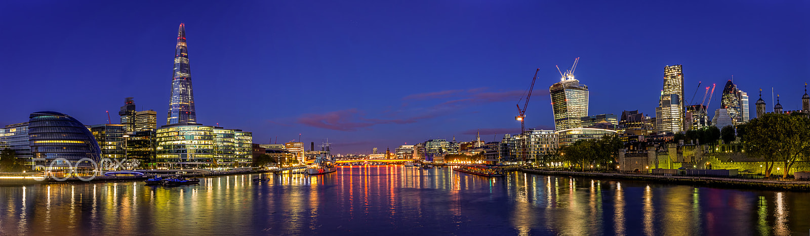 Sony SLT-A77 sample photo. Thames photography