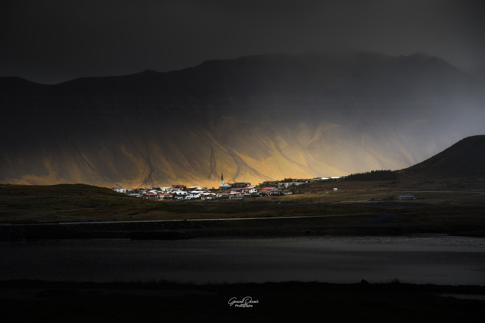 Canon EF-S 17-85mm F4-5.6 IS USM sample photo. (sunset over grundarfjörður photography