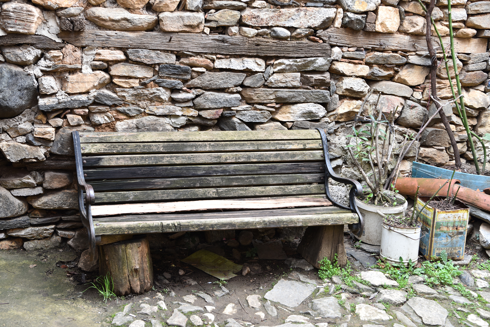 Nikon AF-S Nikkor 24-70mm F2.8E ED VR sample photo. The bench in cumalıkazık village house just near bursa city of turkey. photography