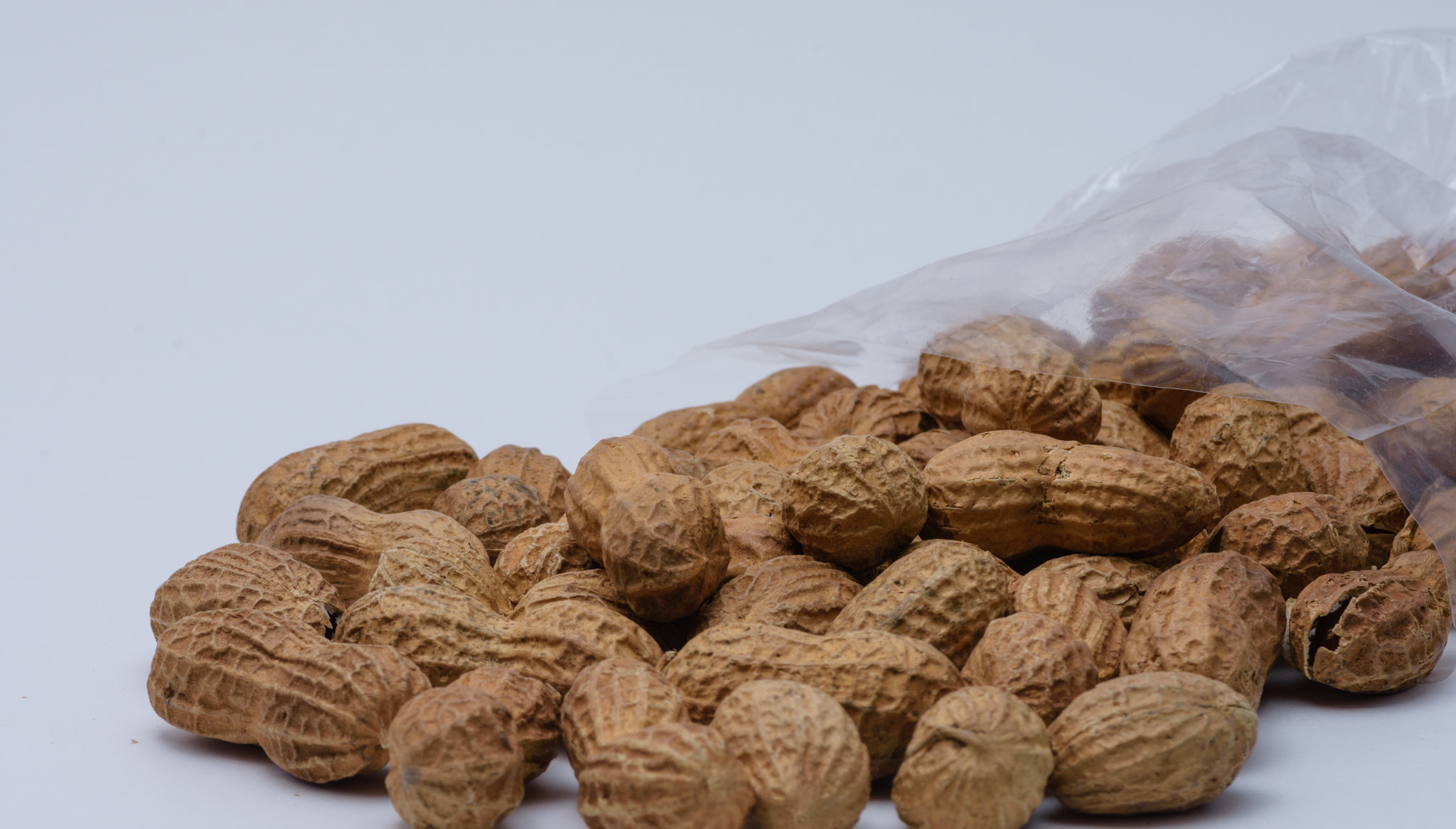 Nikon D7200 sample photo. Roasted peanuts photography