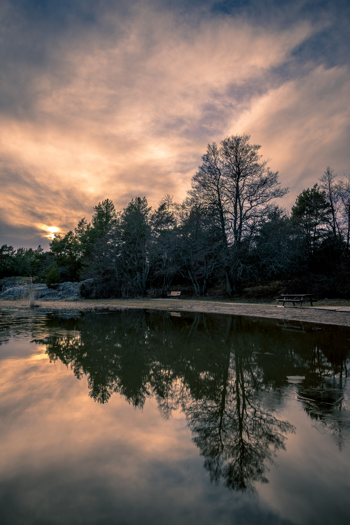 Nikon D7200 + Sigma 10-20mm F3.5 EX DC HSM sample photo. Reflections photography