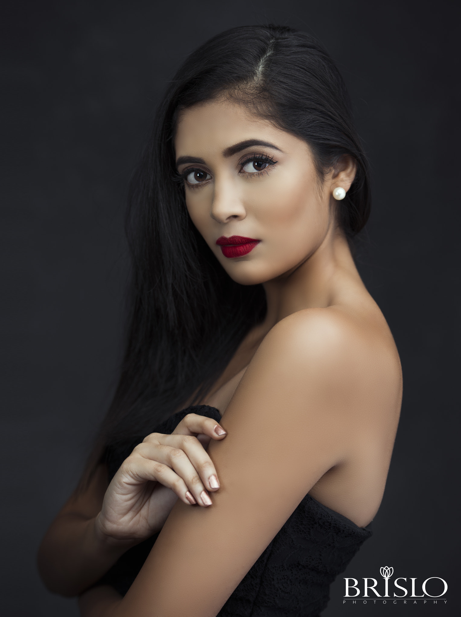 Nikon AF-S Nikkor 70-200mm F2.8G ED VR II sample photo. Shanishta photography