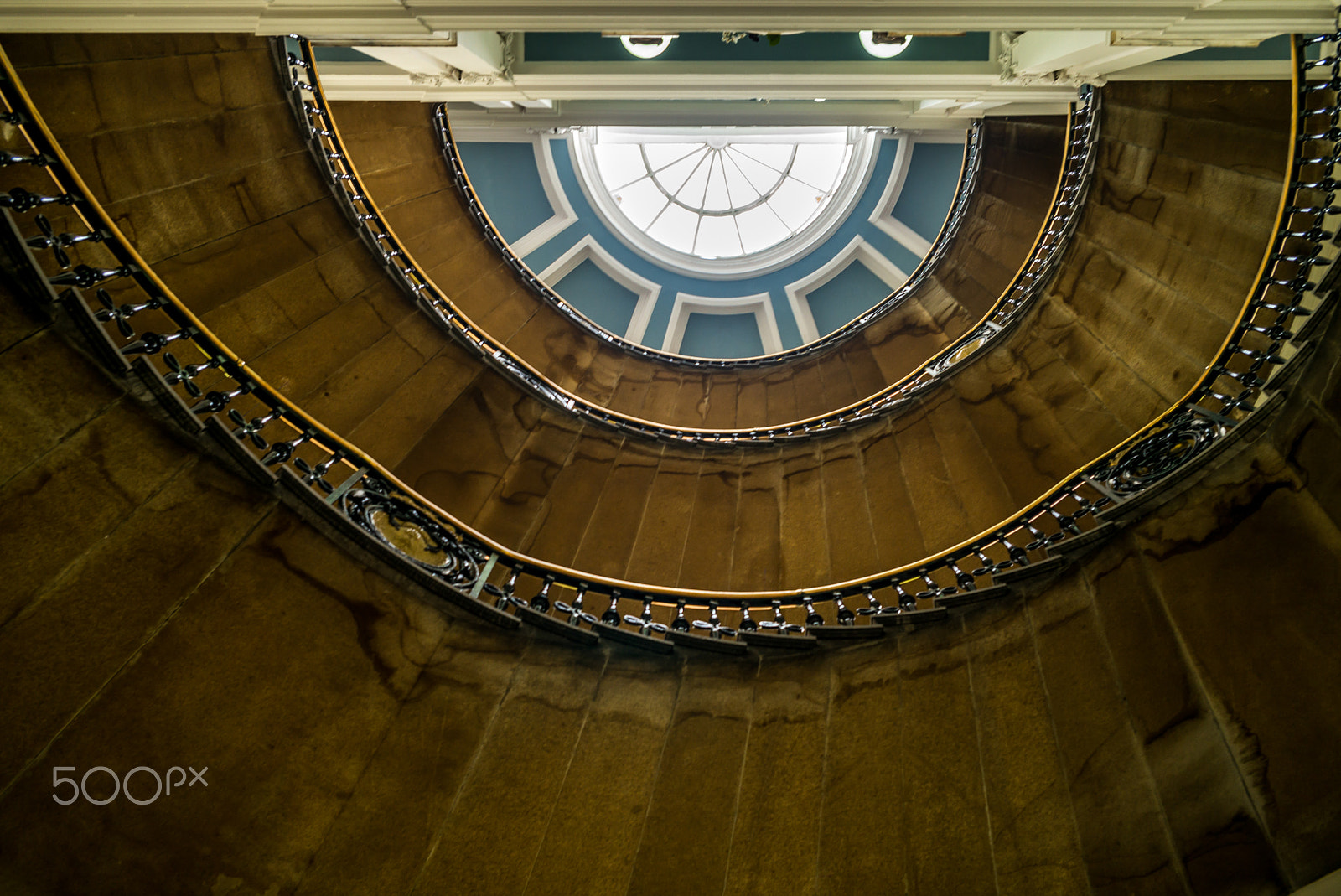 Summicron-M 1:2/35 ASPH. sample photo. Stair case photography