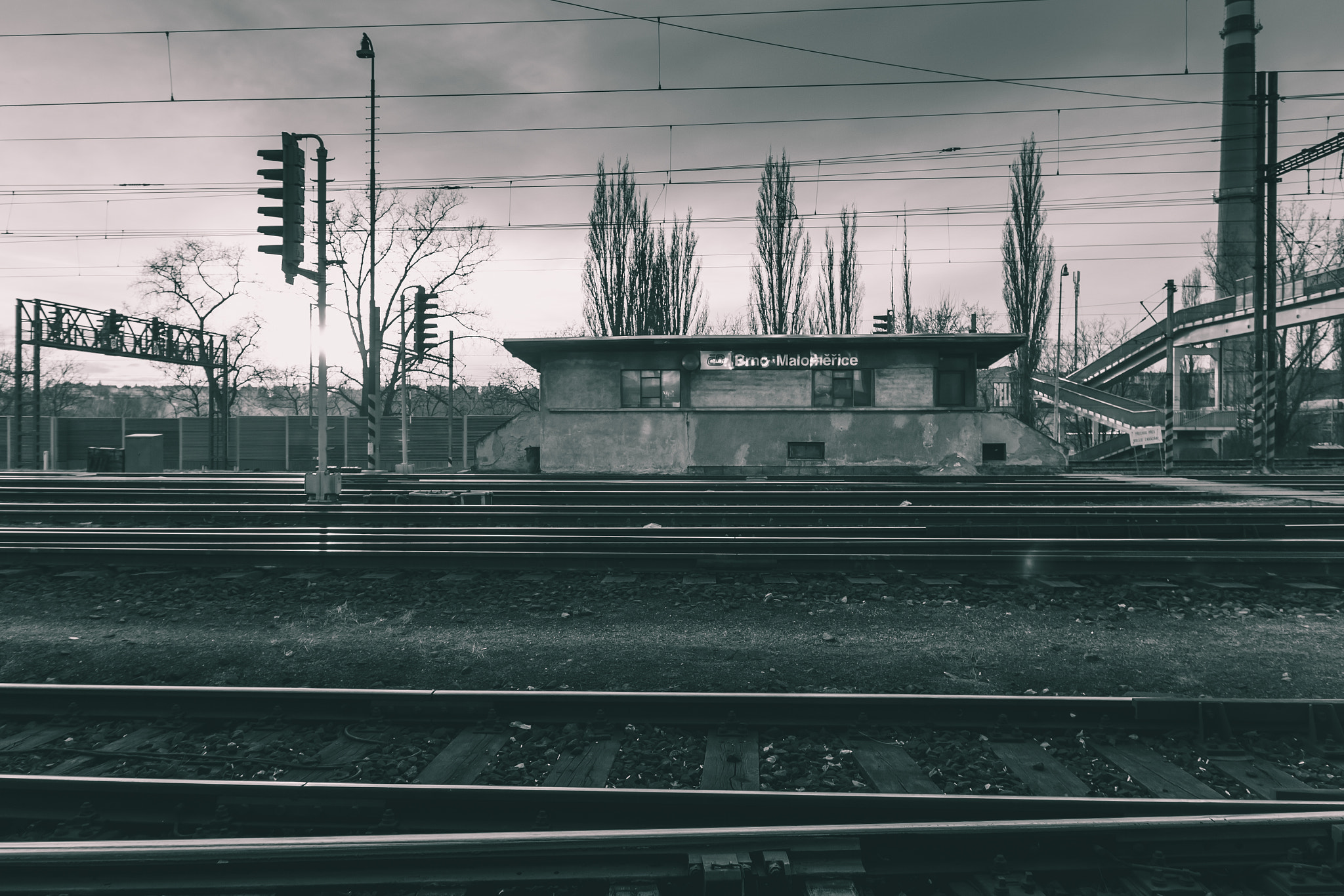 Sigma 17-70mm F2.8-4 DC Macro OS HSM sample photo. Train stop malomerice photography