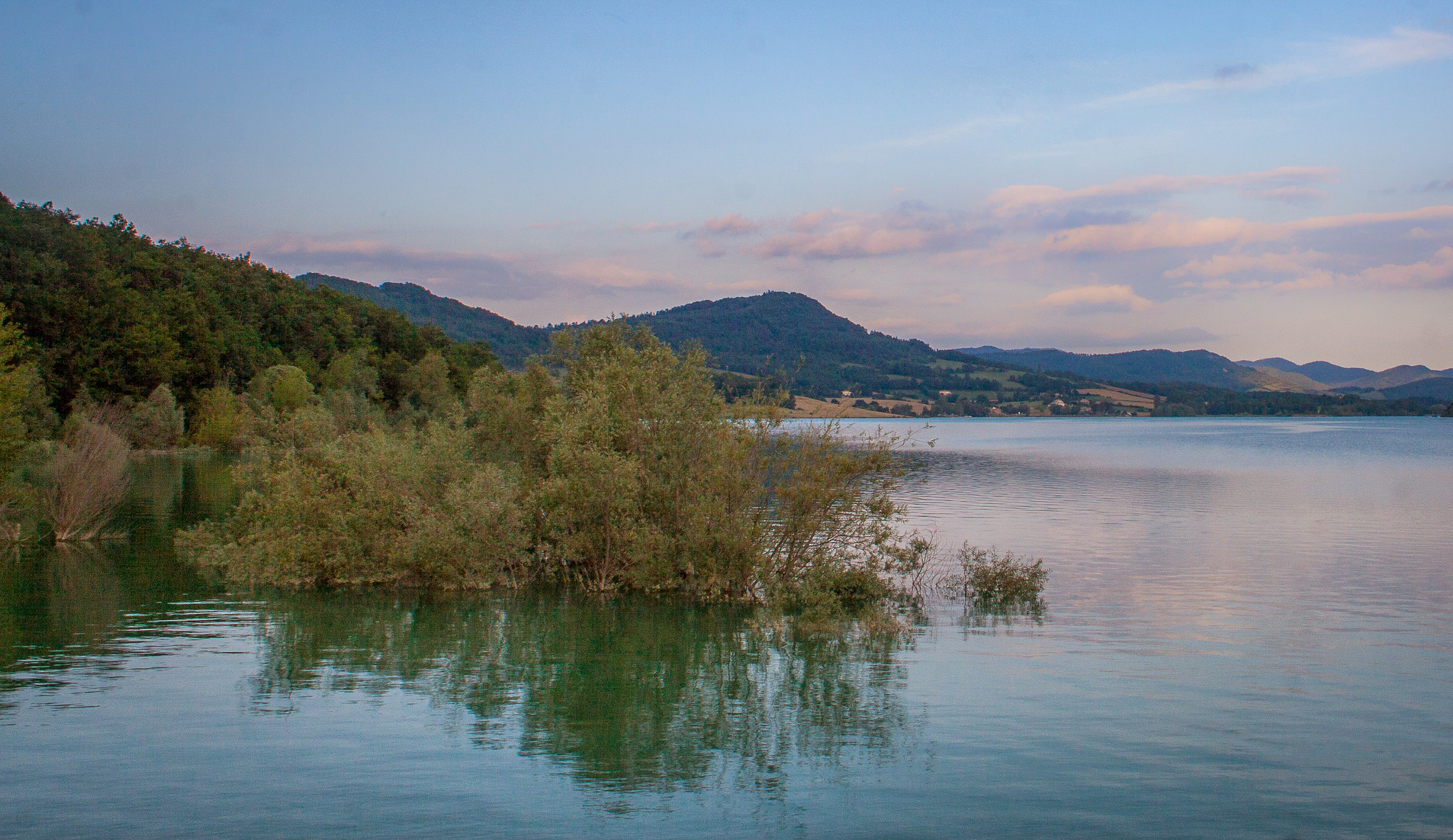 Canon EF-S 18-55mm F3.5-5.6 II sample photo. Dawn in the pays d'oc photography