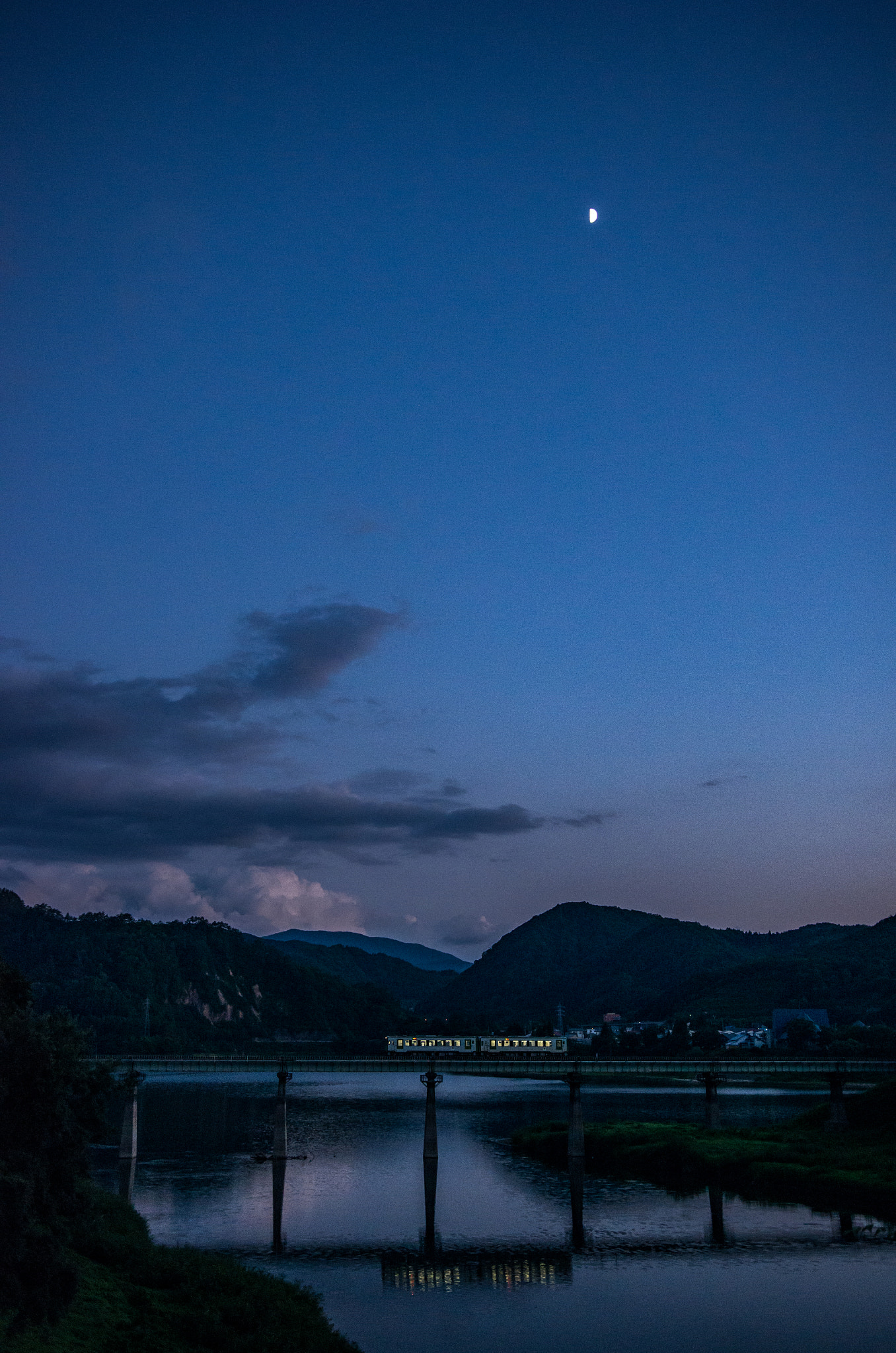 Pentax K-5 IIs sample photo. Evening on the lakeside photography