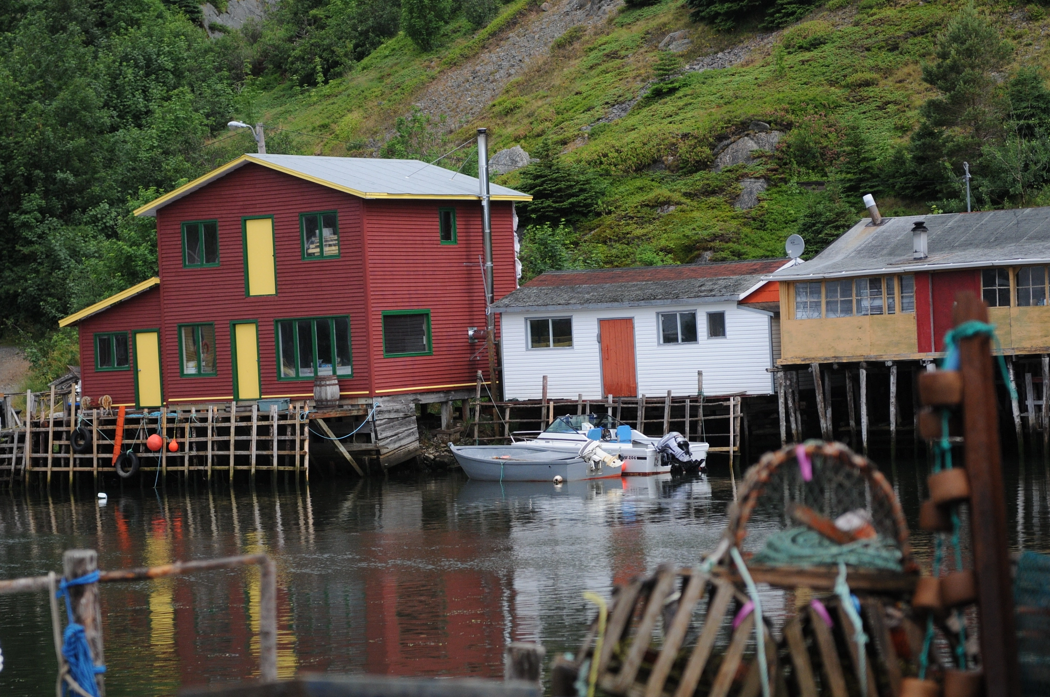 Nikon AF-S Nikkor 24-70mm F2.8G ED sample photo. Quidi vidi village, st john's, newfoundland photography