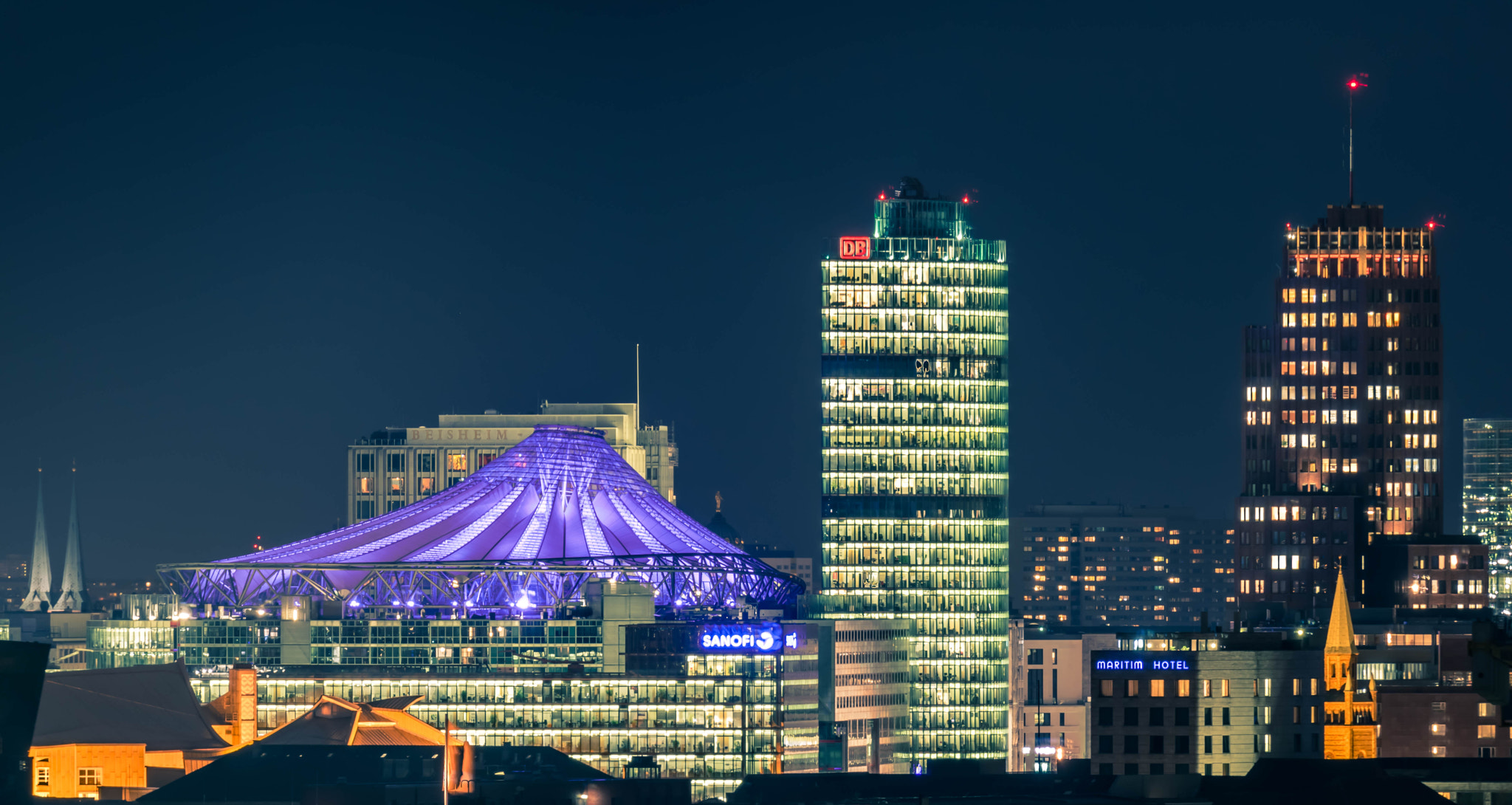 Nikon AF-S Nikkor 200-500mm F5.6E ED VR sample photo. Berlin city lights photography