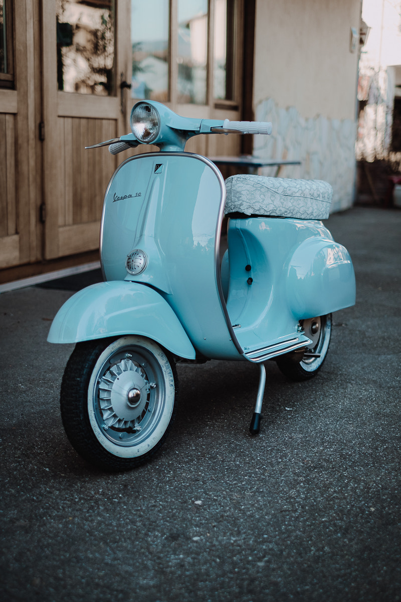 Fujifilm X-Pro2 + Fujifilm XF 35mm F1.4 R sample photo. Vespa photography