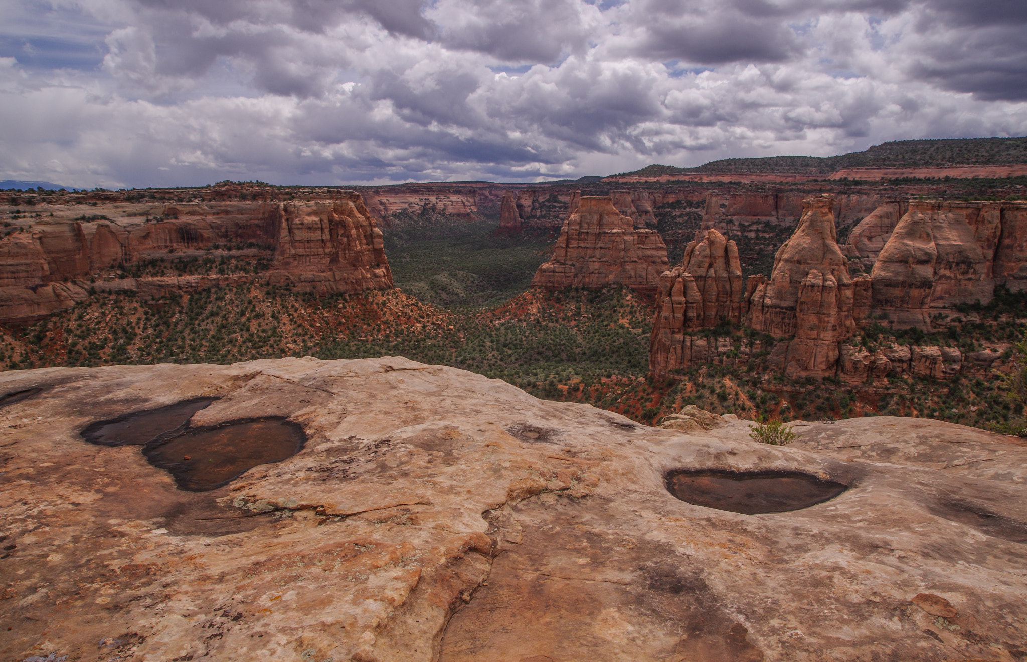 Pentax K-3 + Tamron SP AF 17-50mm F2.8 XR Di II LD Aspherical (IF) sample photo. Colorado national monument photography