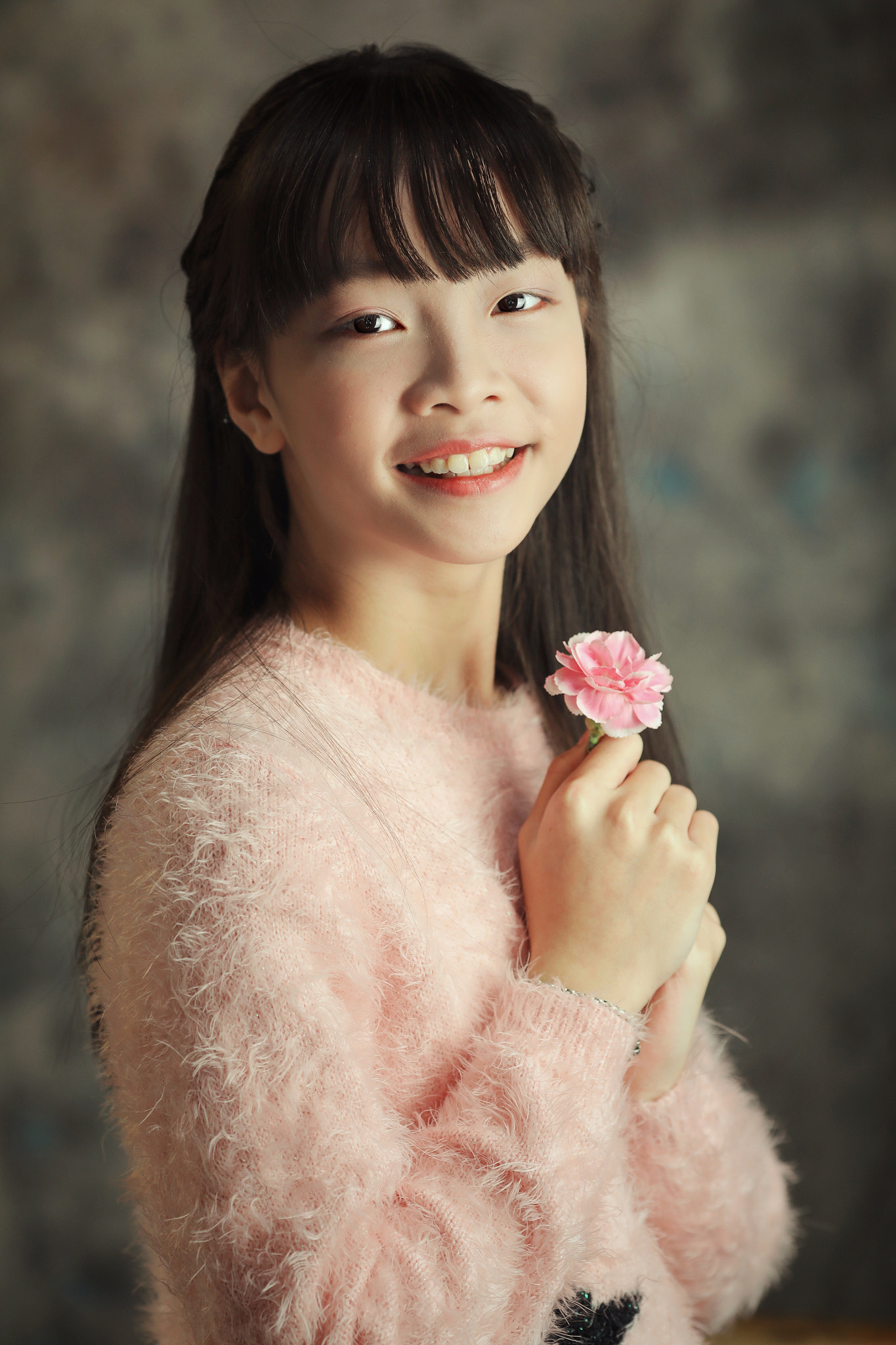 Canon EOS 5D Mark IV + Canon EF 135mm F2L USM sample photo. She photography