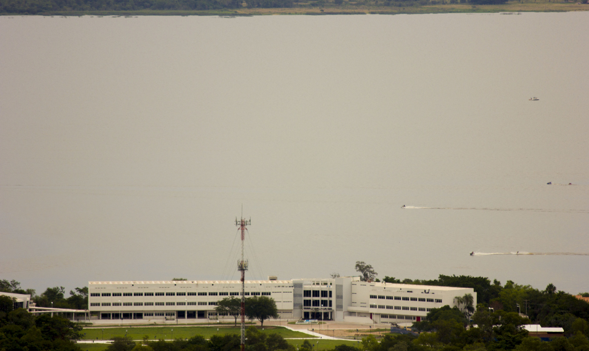 Canon EF 70-300mm F4-5.6 IS USM sample photo. Ex hotel casino - san bernardino, paraguay photography