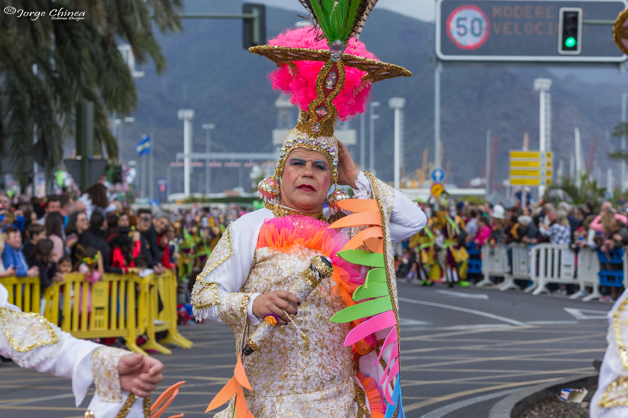 Canon EOS 550D (EOS Rebel T2i / EOS Kiss X4) + Tamron SP 35mm F1.8 Di VC USD sample photo. Carnaval tenerife photography