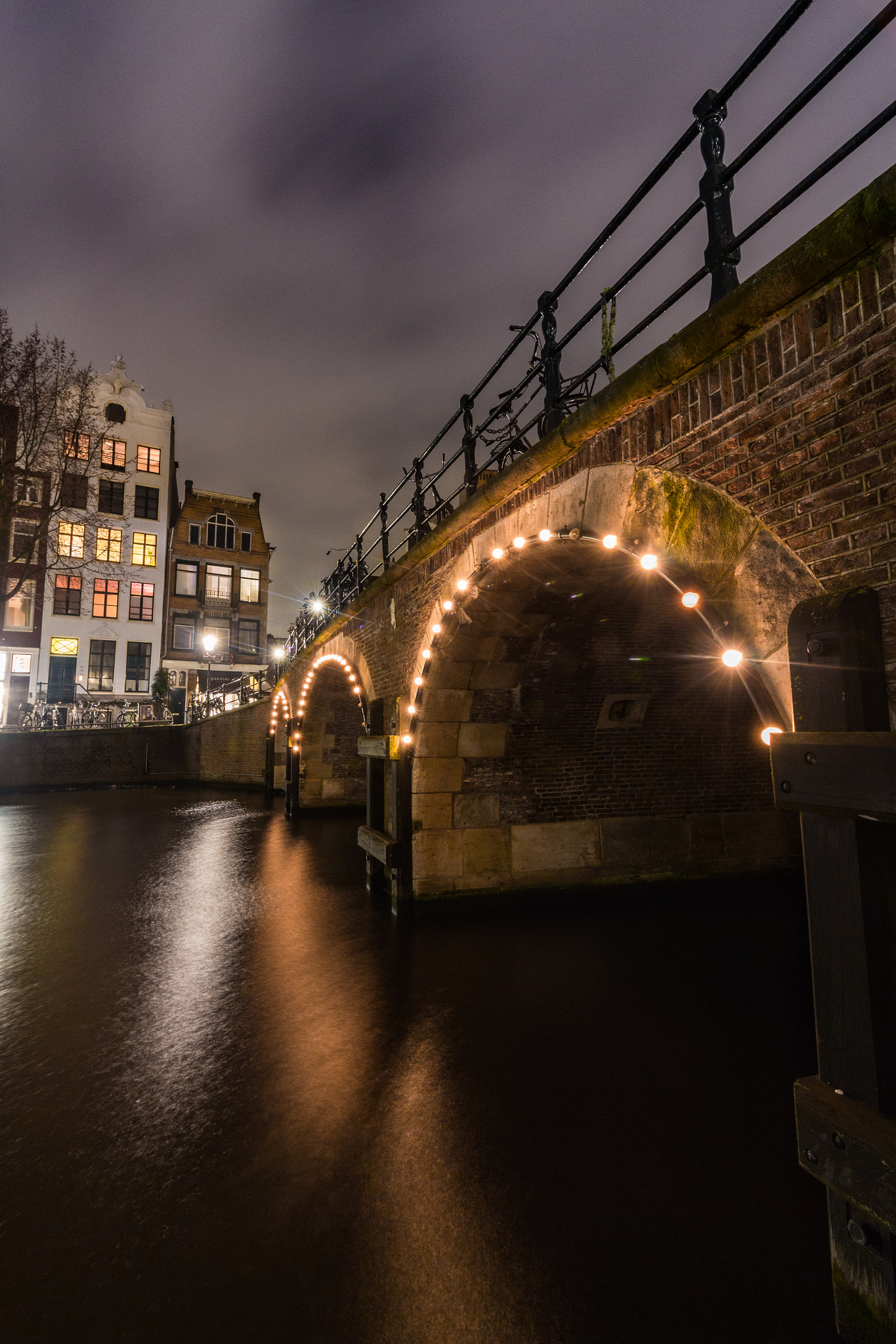 Canon EOS 700D (EOS Rebel T5i / EOS Kiss X7i) sample photo. Amsterdam bridge photography
