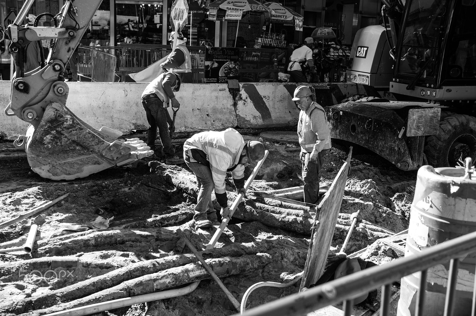 Pentax K-3 II sample photo. Men at work photography