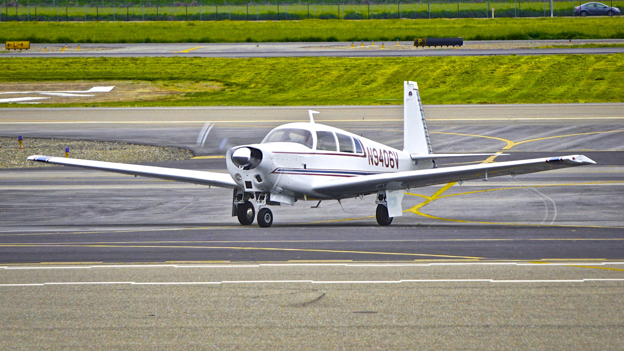 Sony a6000 + Sony FE 24-240mm F3.5-6.3 OSS sample photo. 1969 mooney m20c n9406v c/n 700034 at livermore airport in california. 2017. photography