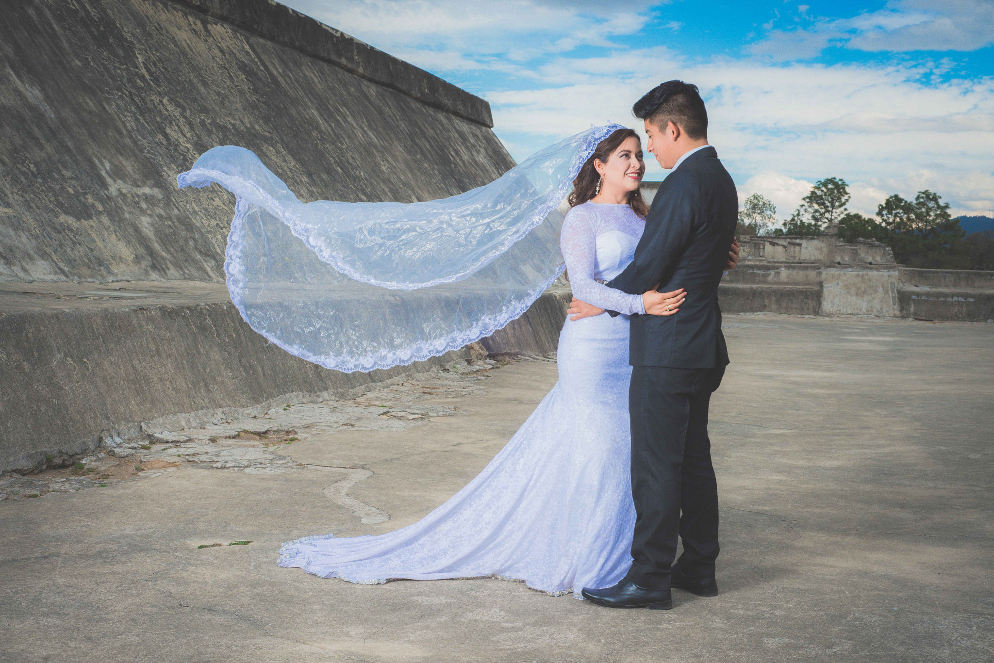 Nikon D800 + Nikon AF Nikkor 50mm F1.8D sample photo. Sesión de boda photography