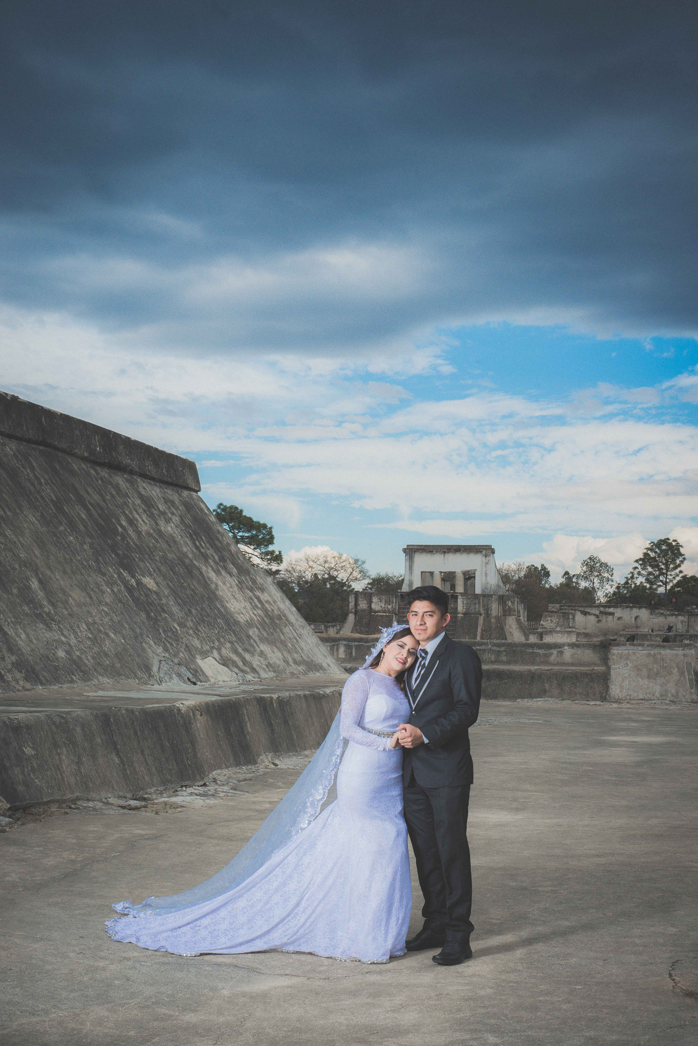 Nikon D800 + Nikon AF Nikkor 50mm F1.8D sample photo. Sesión de boda photography